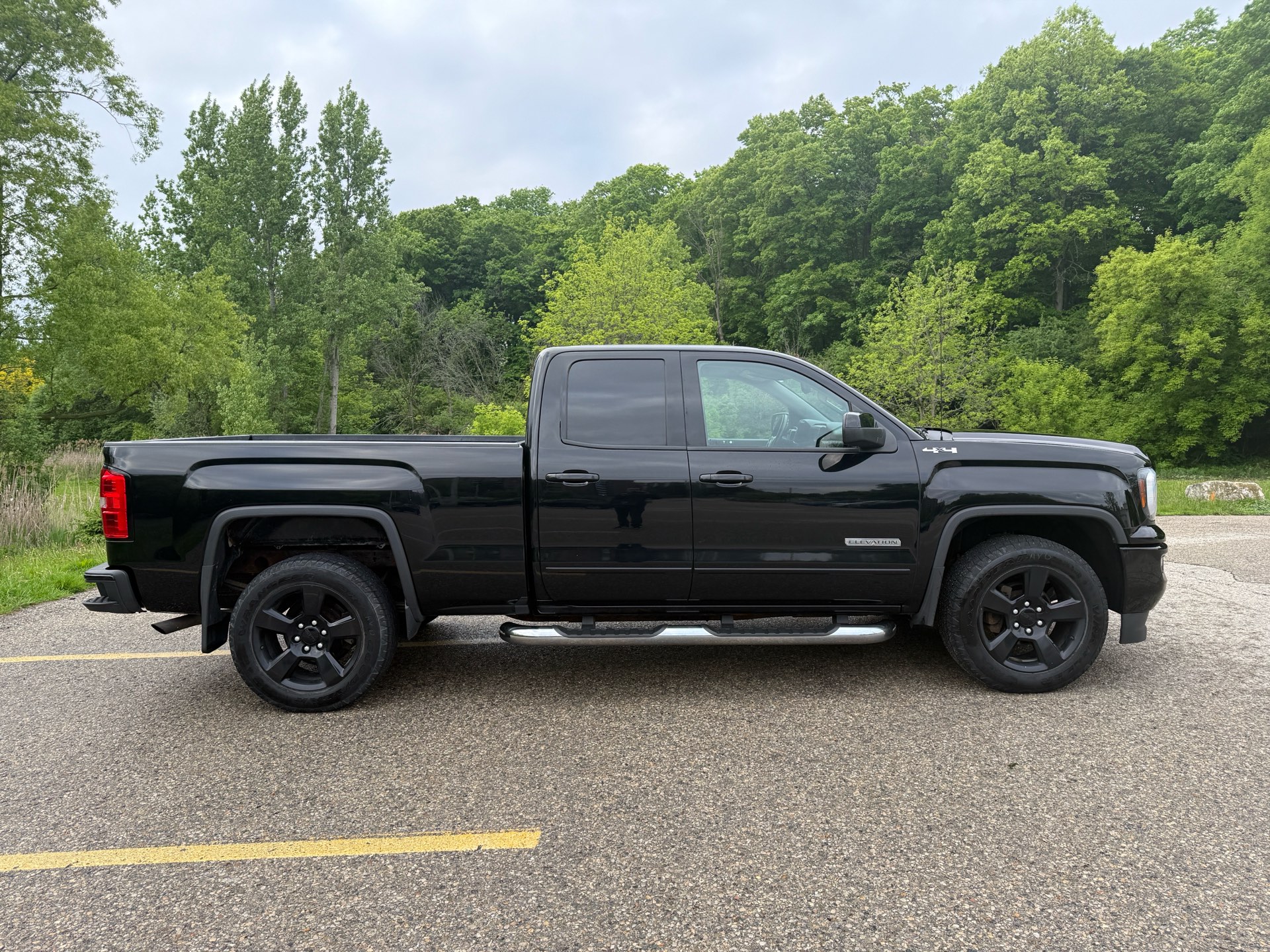 /canadacars/2019-GMC-Sierra1500-0692732142969108.jpg
