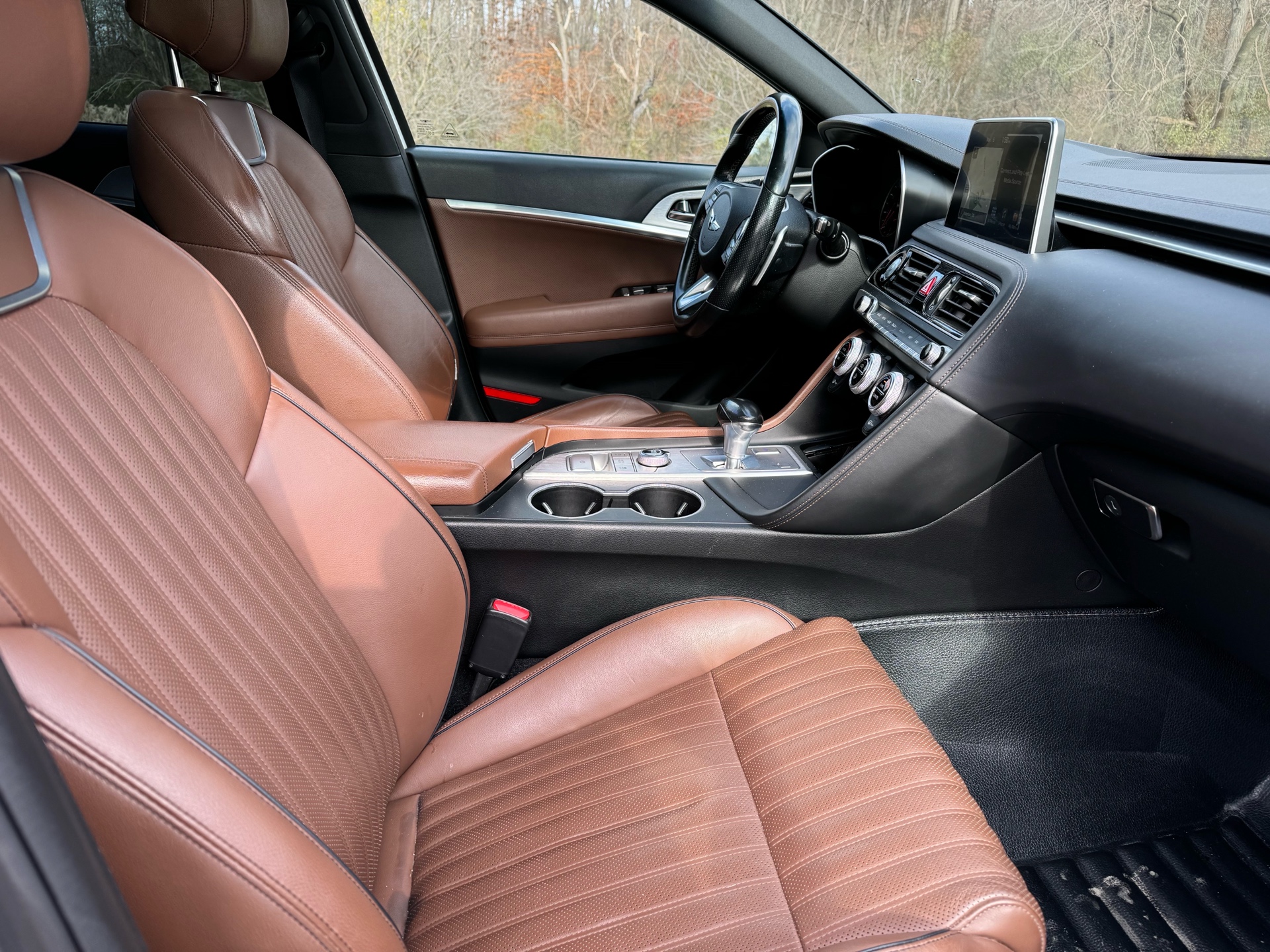 /canadacars/2019-Genesis-G70-2409104660028183.jpg