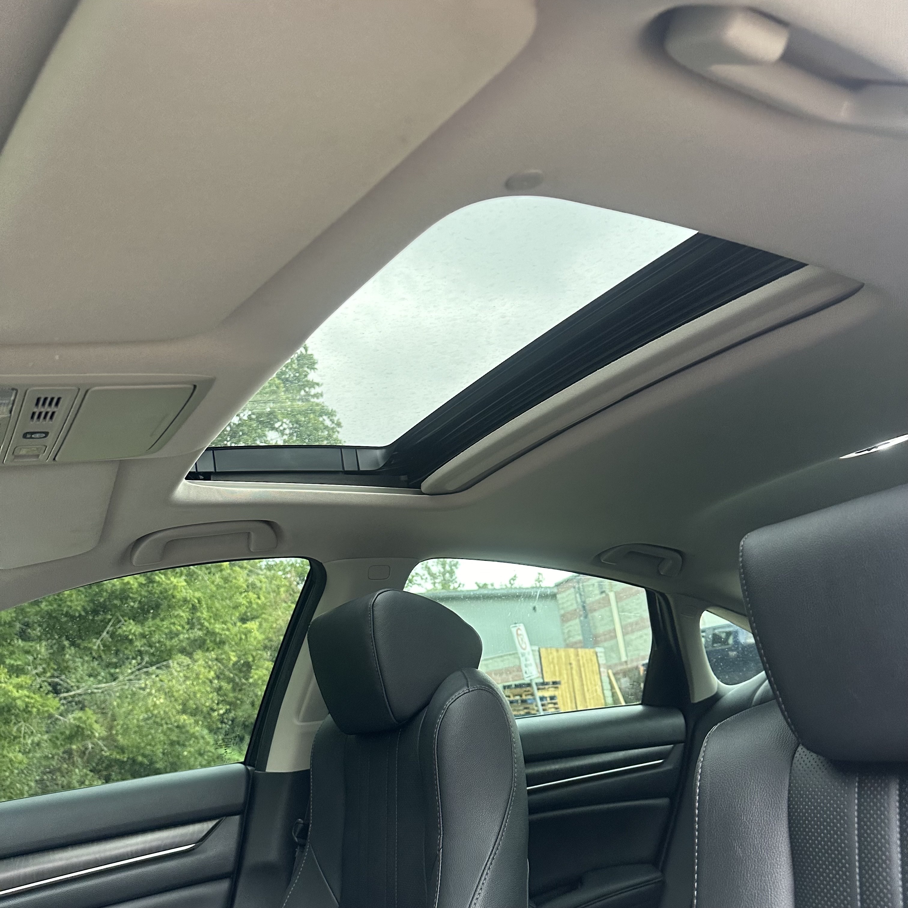 /canadacars/2019-Honda-Accord-46175955228873256.jpg