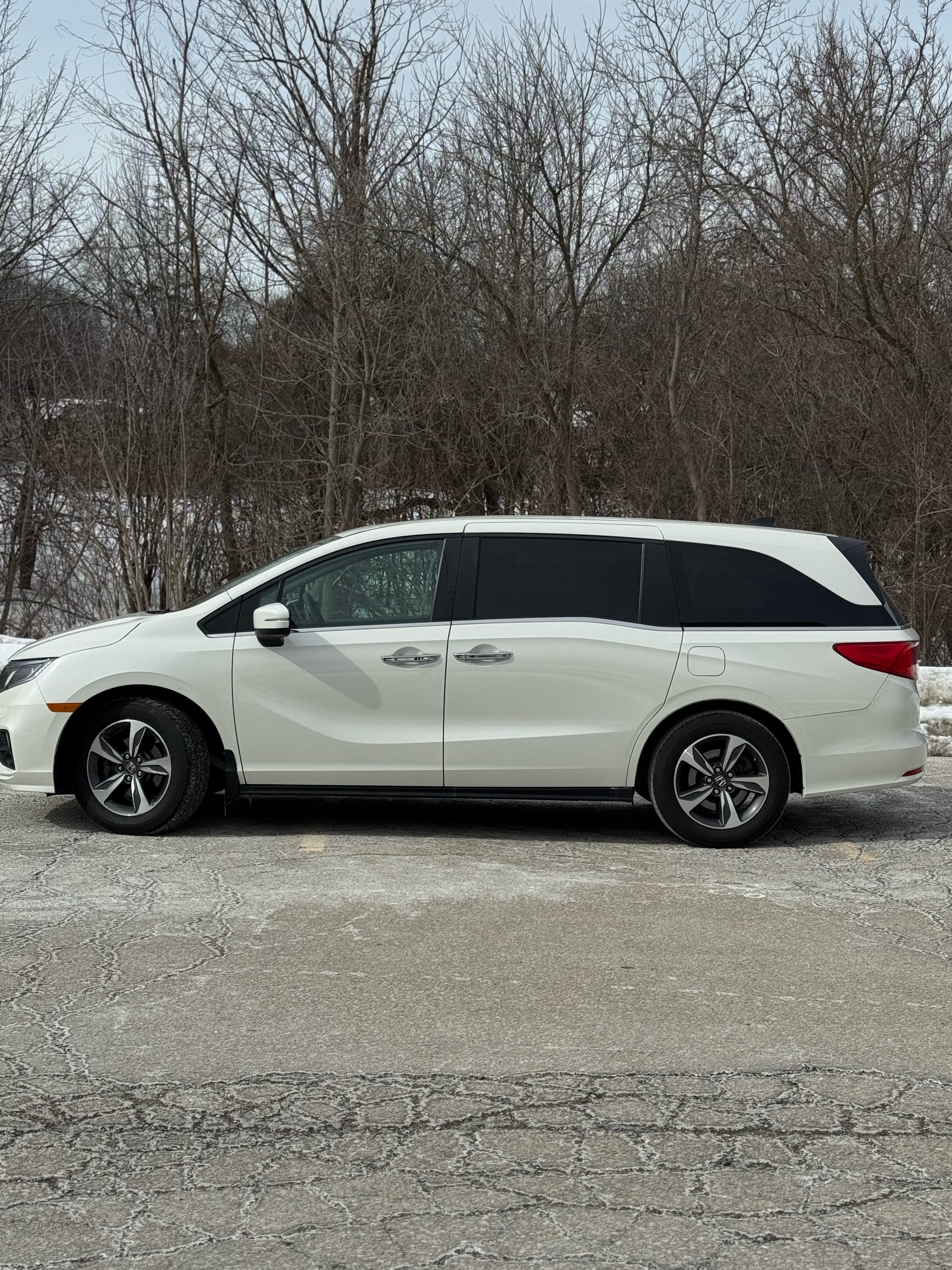 /canadacars/2019-Honda-Odyssey-25958802589154817.jpg