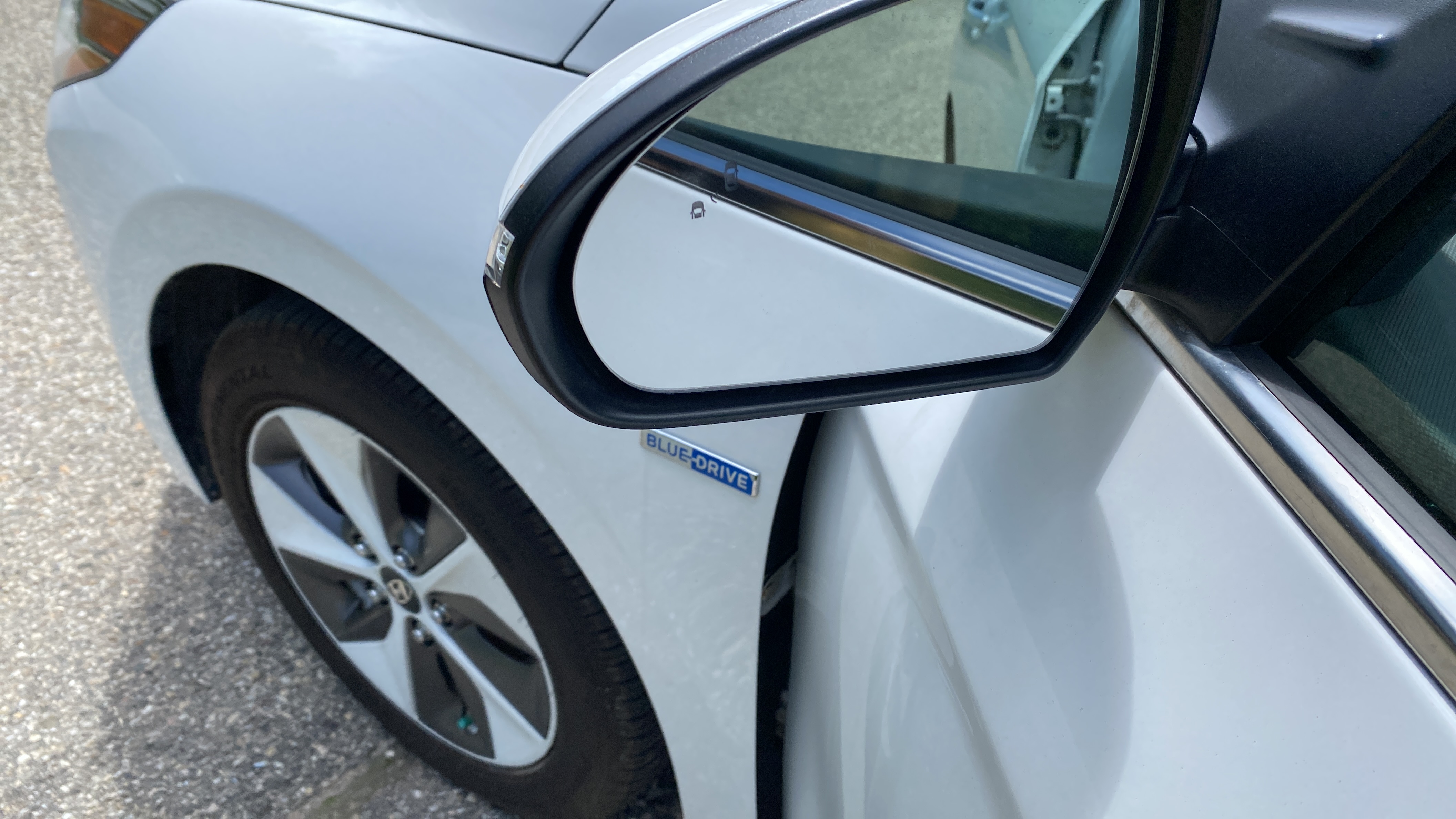 /canadacars/2019-Hyundai-IoniqElectric-10576117697891996.jpg