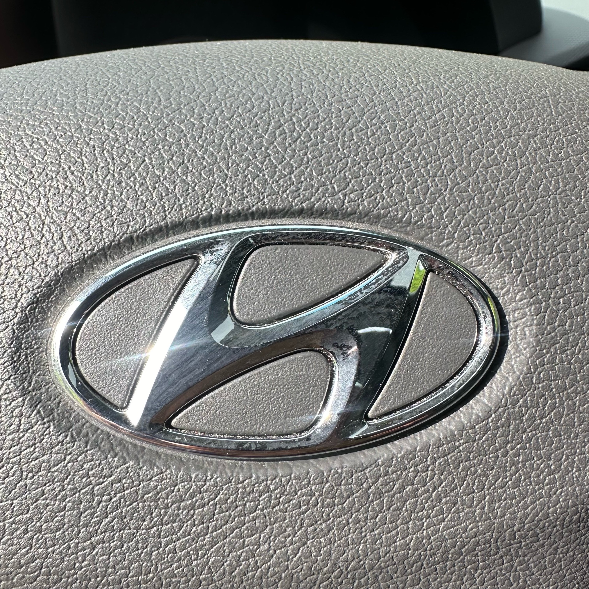 /canadacars/2019-Hyundai-IoniqElectric-4685596331400541.jpg