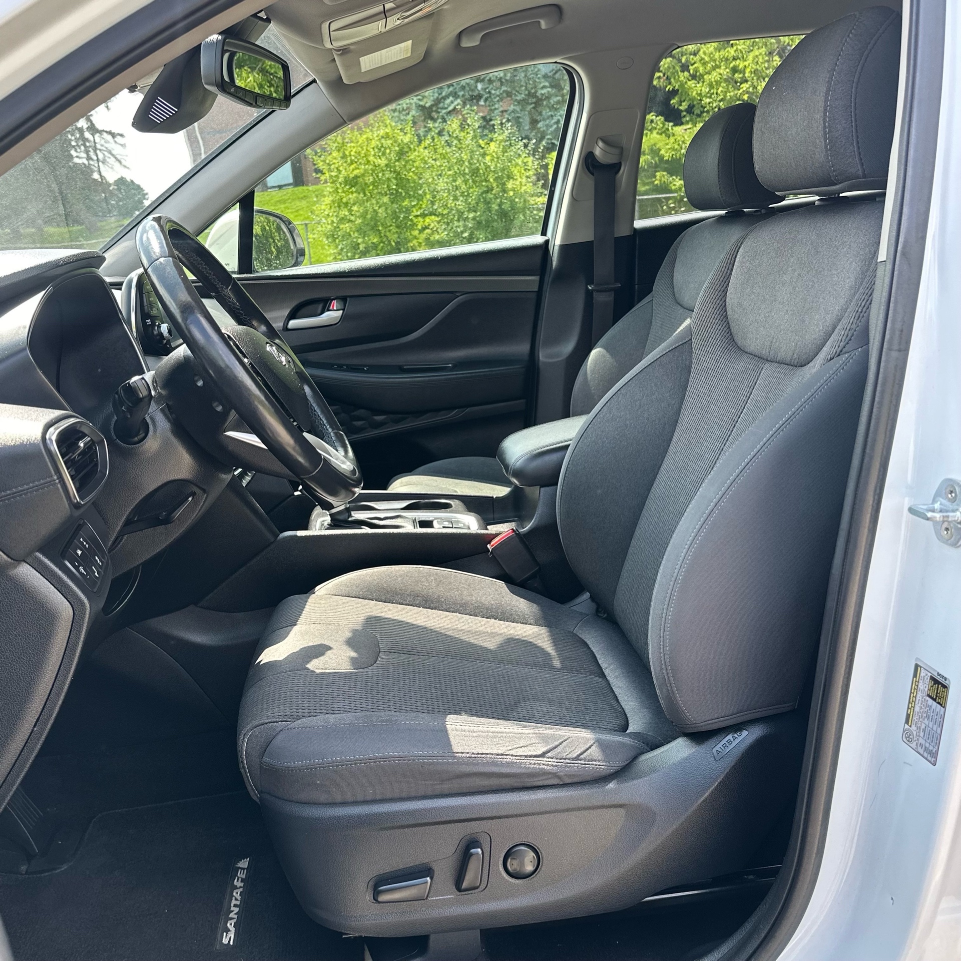 /canadacars/2019-Hyundai-SantaFe-14354121141715104.jpg