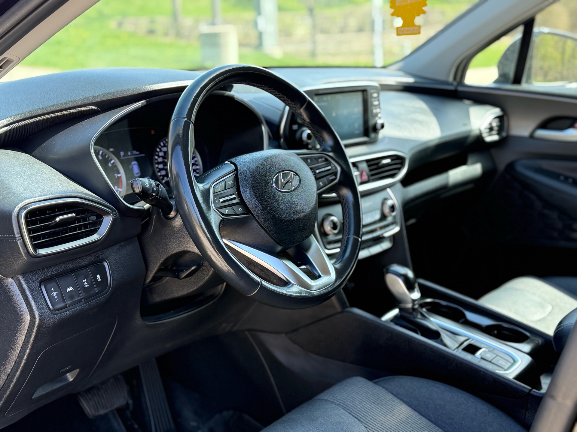 /canadacars/2019-Hyundai-SantaFe-34371421438483885.jpg