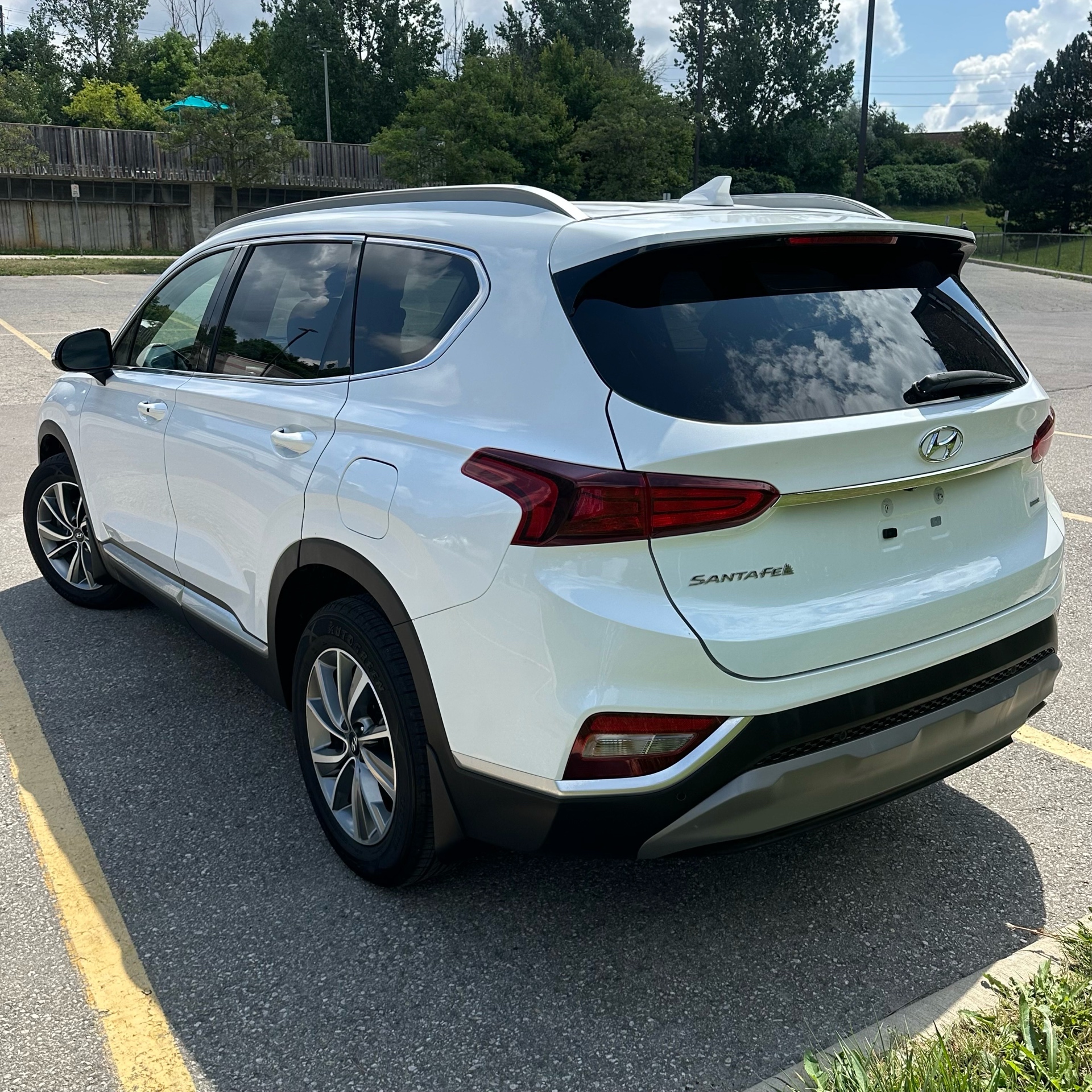 /canadacars/2019-Hyundai-SantaFe-46374402872148934.jpg