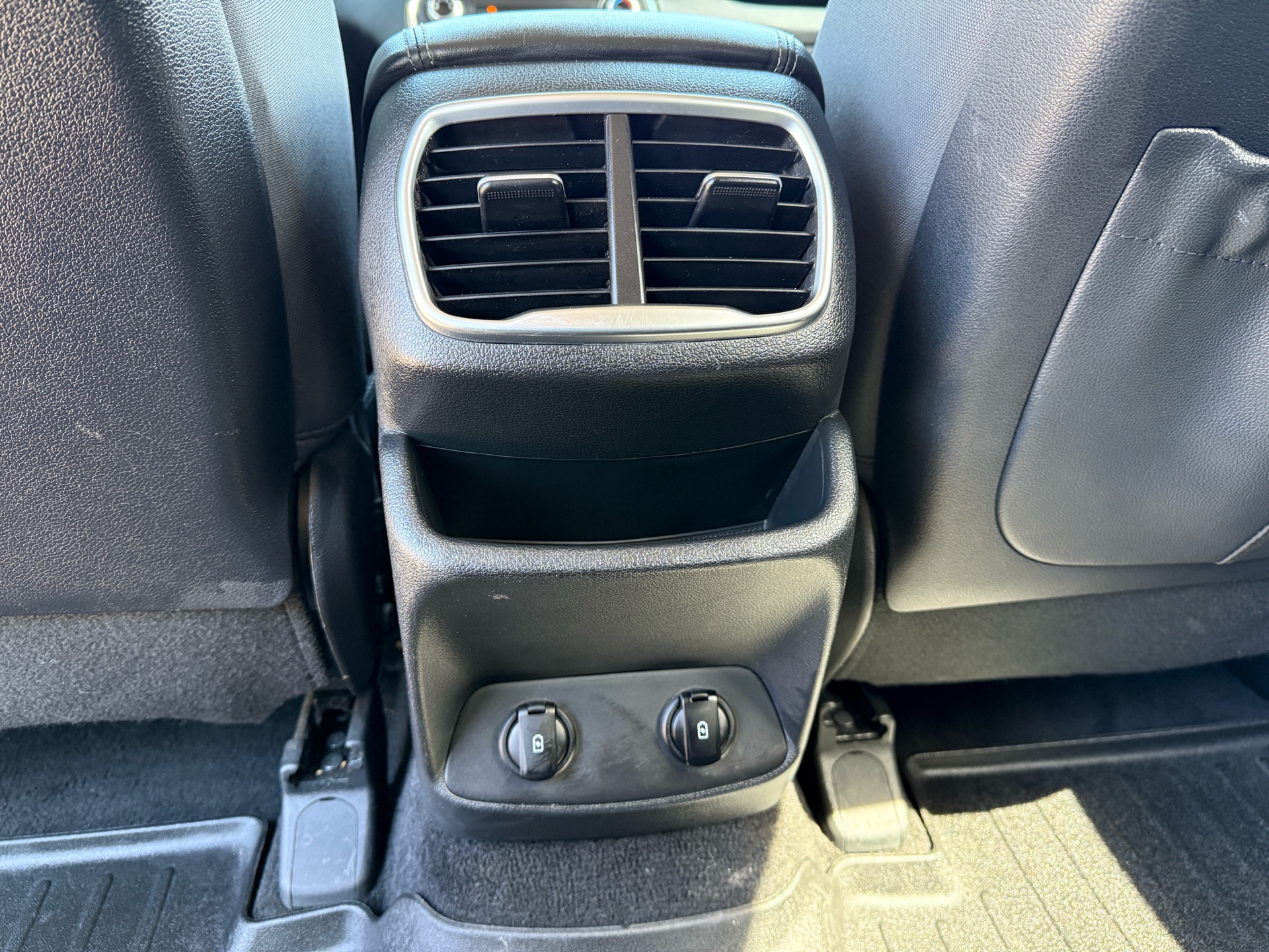 /canadacars/2019-Hyundai-SantaFe-723260614752681.jpg