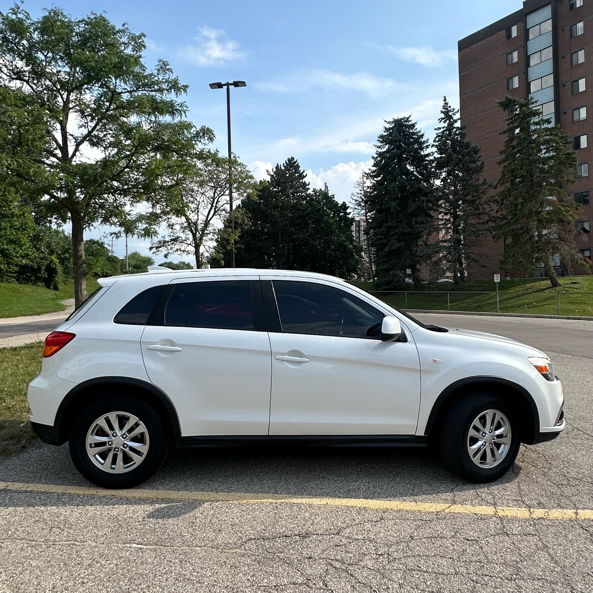 /canadacars/2019-Mitsubishi-RVR-5112110490594508.jpg