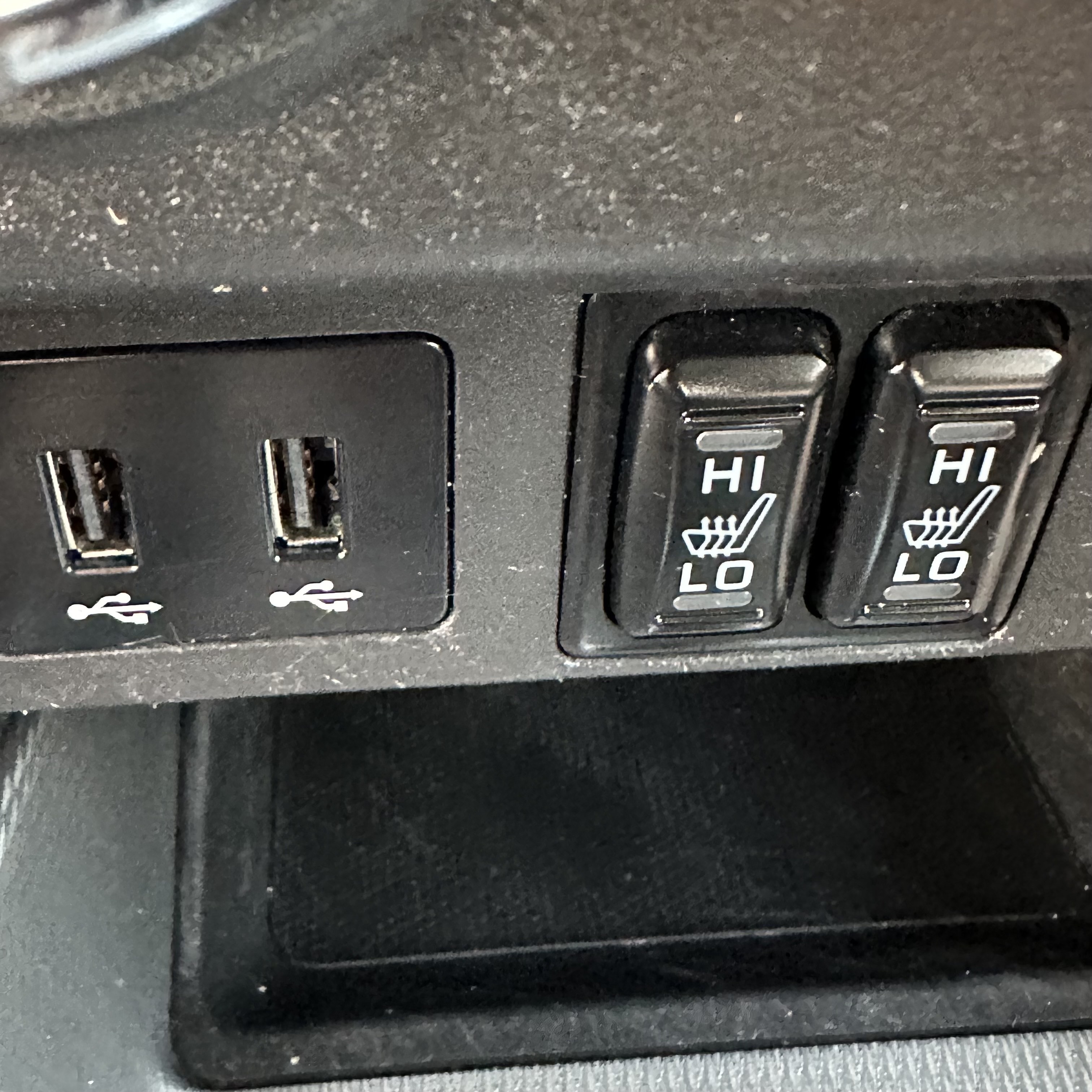 /canadacars/2019-Mitsubishi-RVR-8408573933636052.jpg