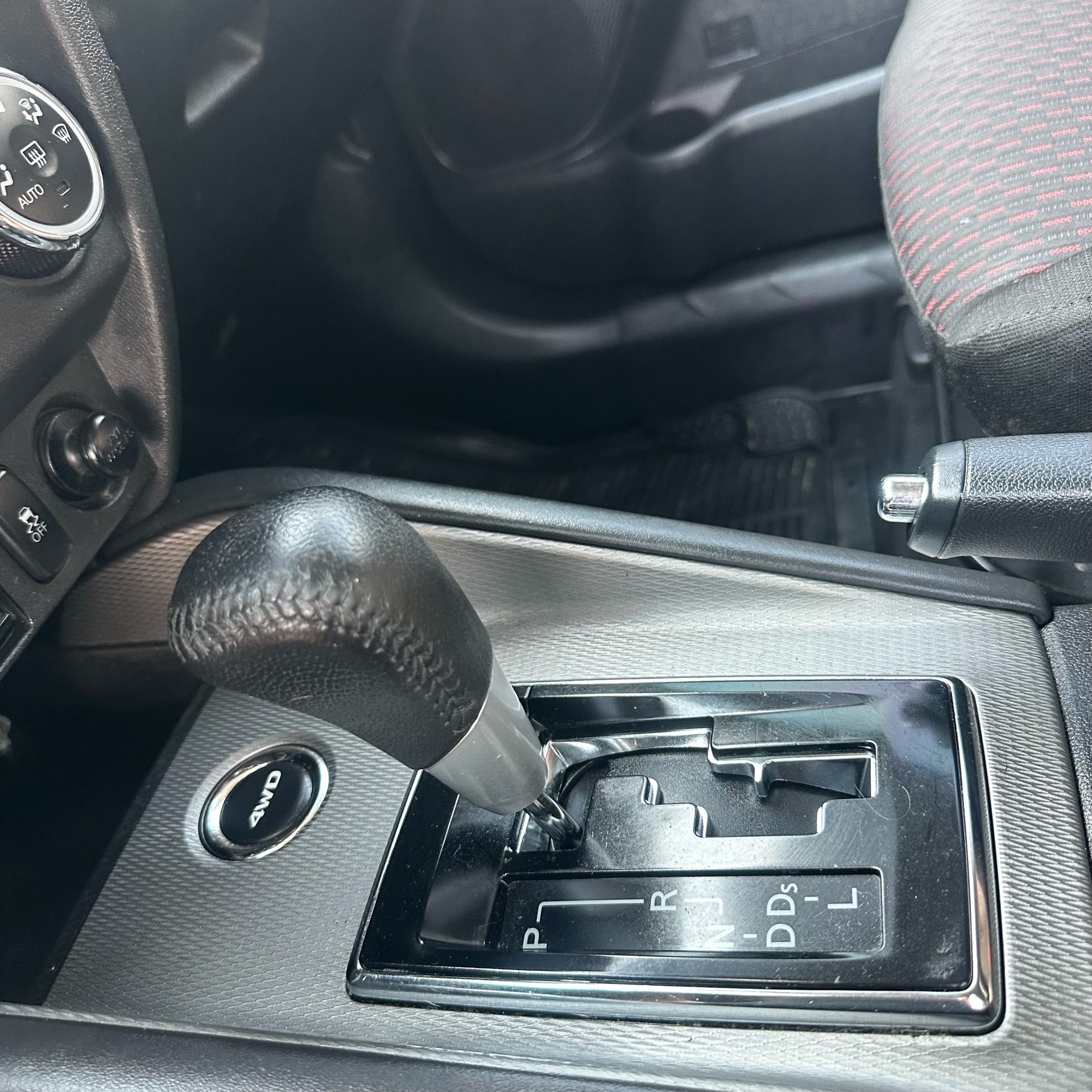 /canadacars/2019-Mitsubishi-RVR-9150881791863359.jpg