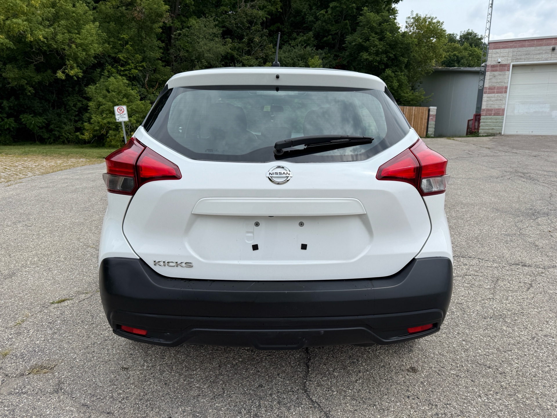 /canadacars/2019-NISSAN-KICKS-42643356493189843.jpg