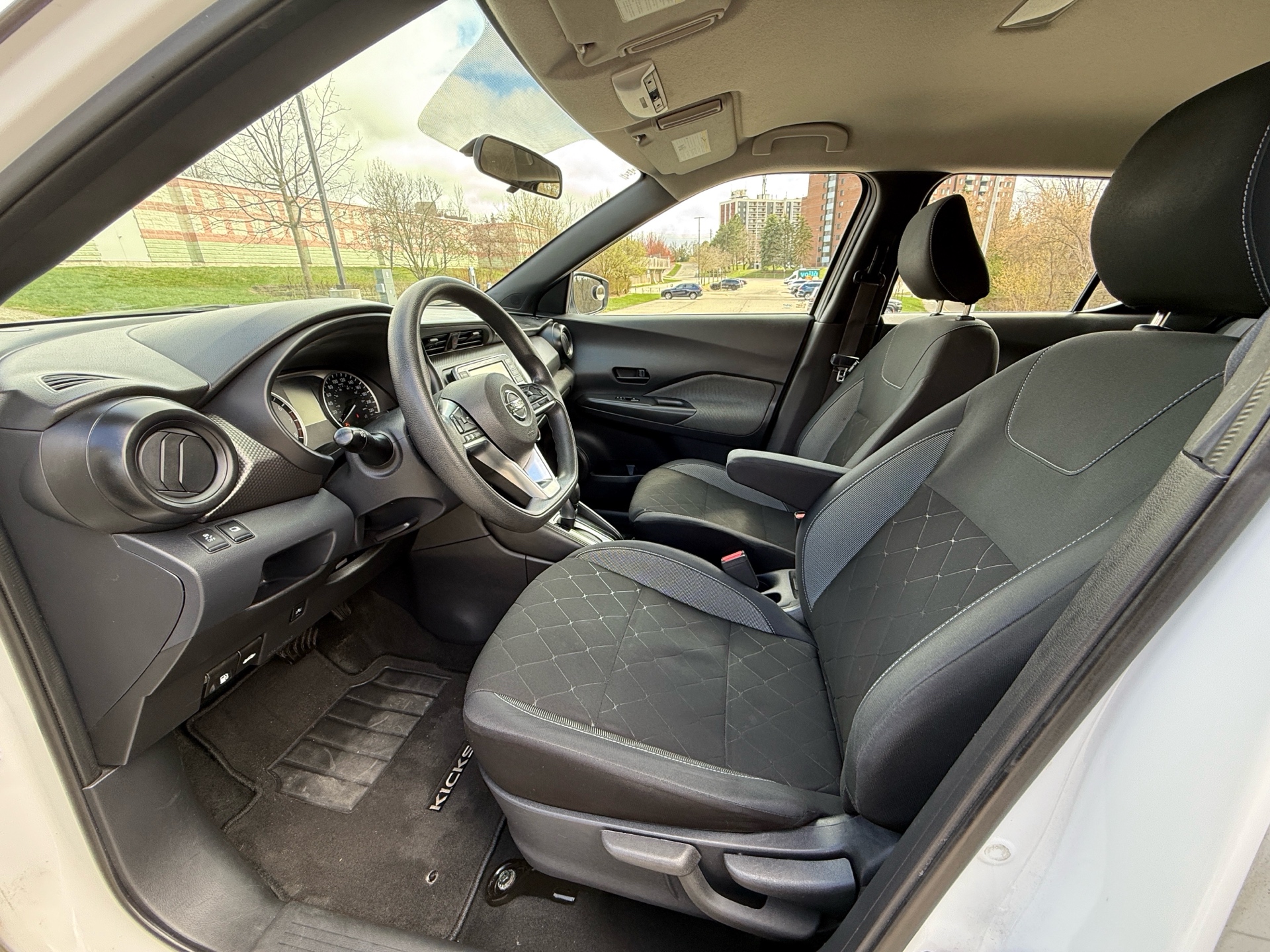 /canadacars/2019-NISSAN-KICKS-607098759992339.jpg