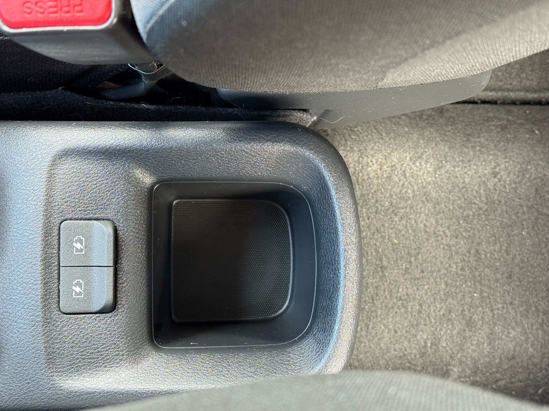 /canadacars/2019-NISSAN-KICKS-863605848028377.jpg