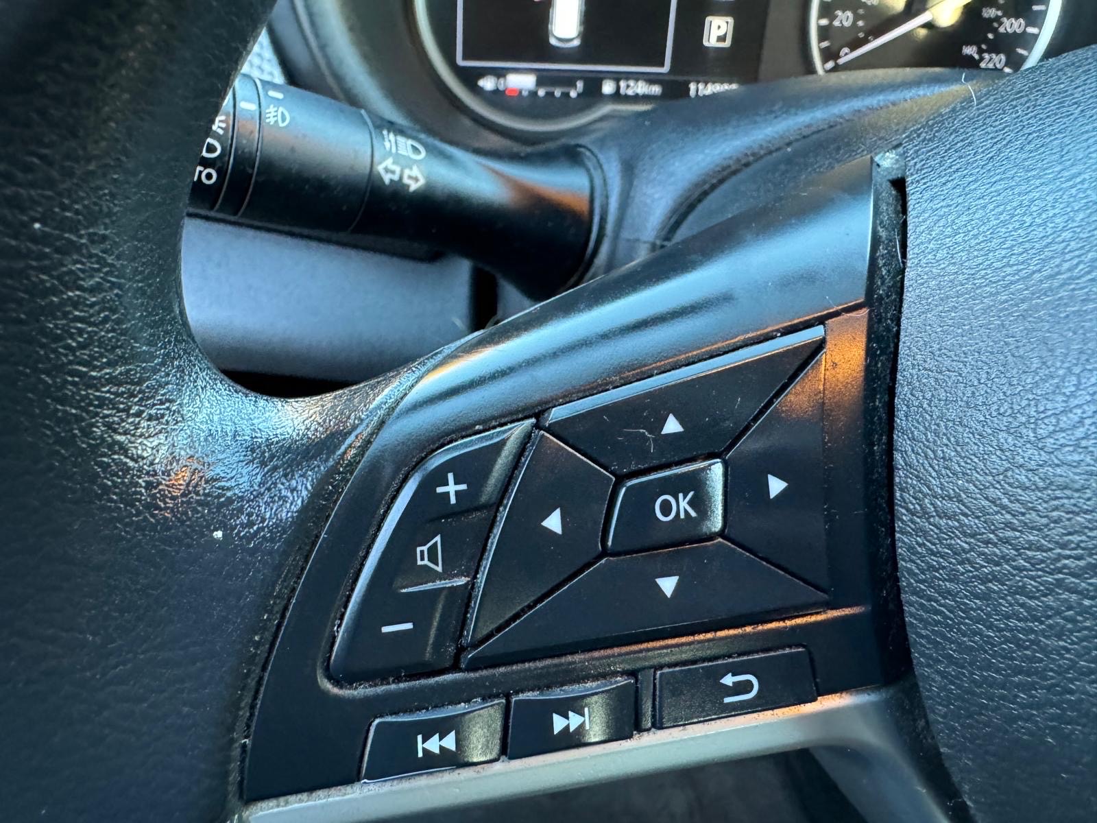 /canadacars/2019-Nissan-Kicks-020250549305457.jpg