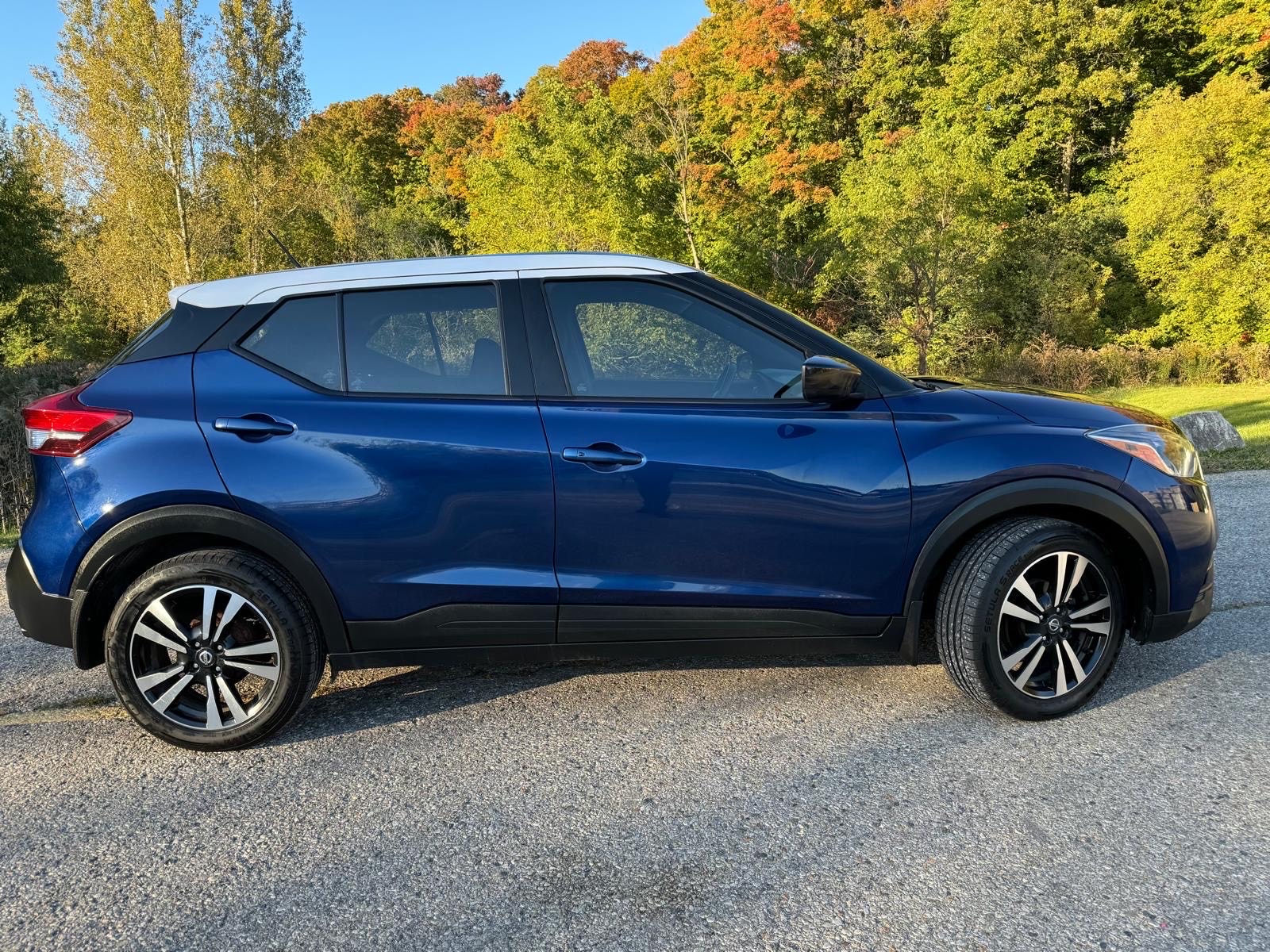 /canadacars/2019-Nissan-Kicks-16088510571716008.jpg