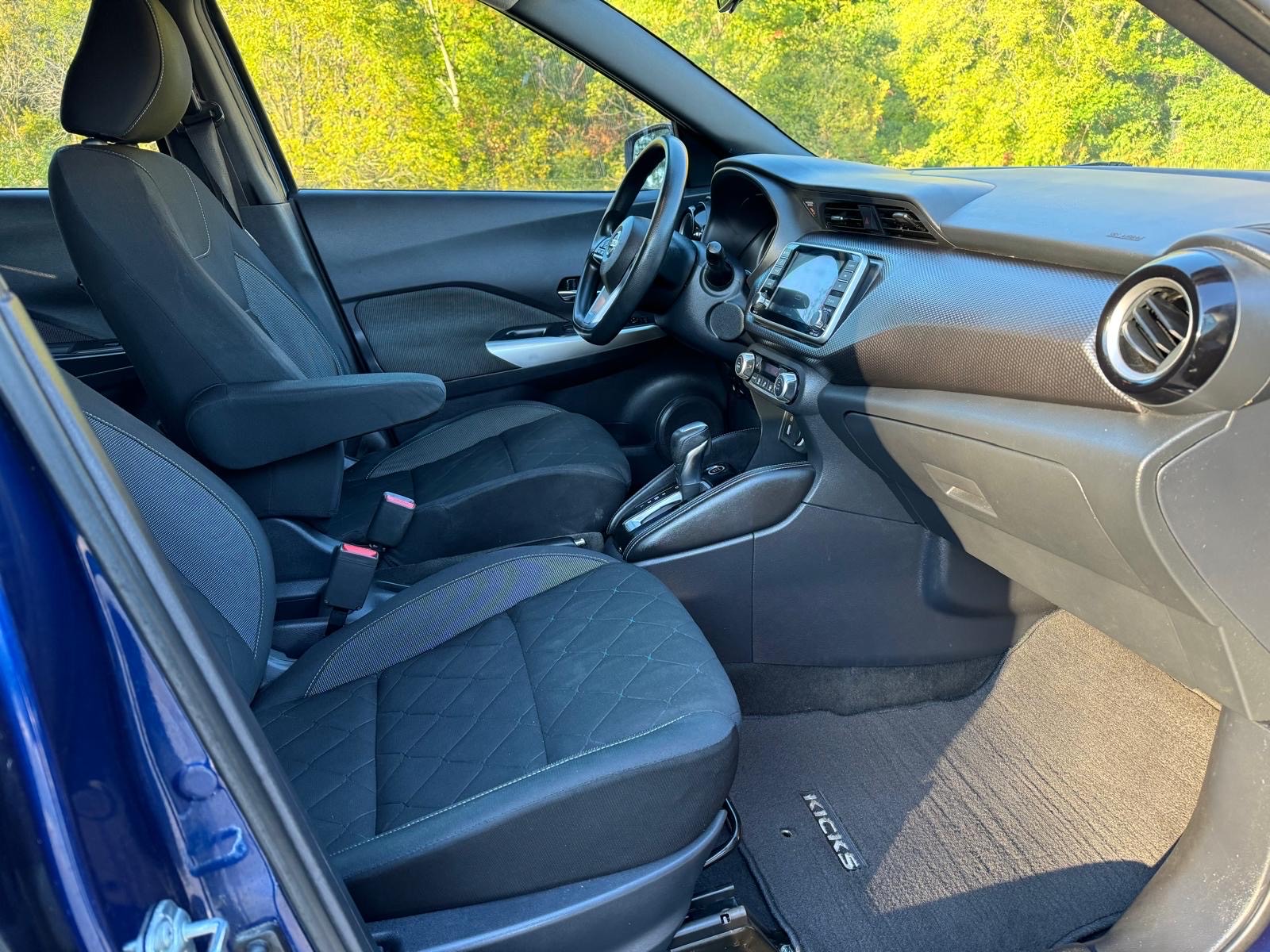 /canadacars/2019-Nissan-Kicks-18646968102882489.jpg
