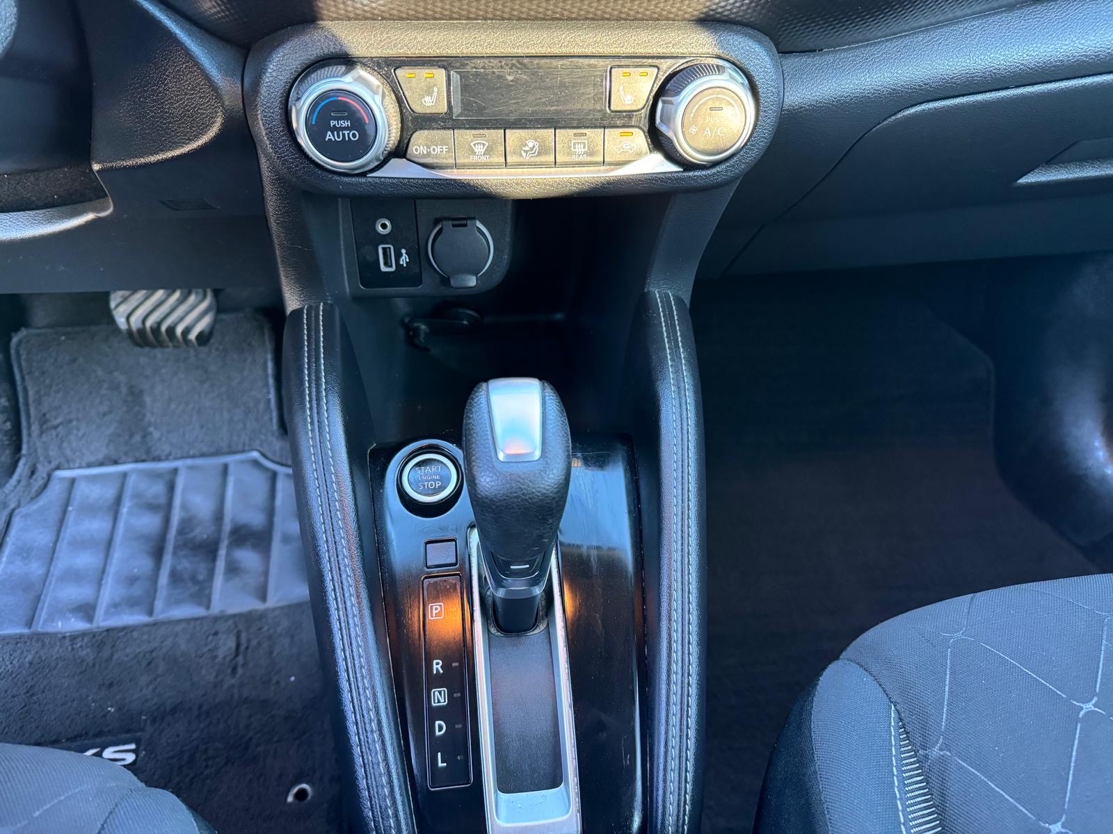 /canadacars/2019-Nissan-Kicks-5289364293923557.jpg