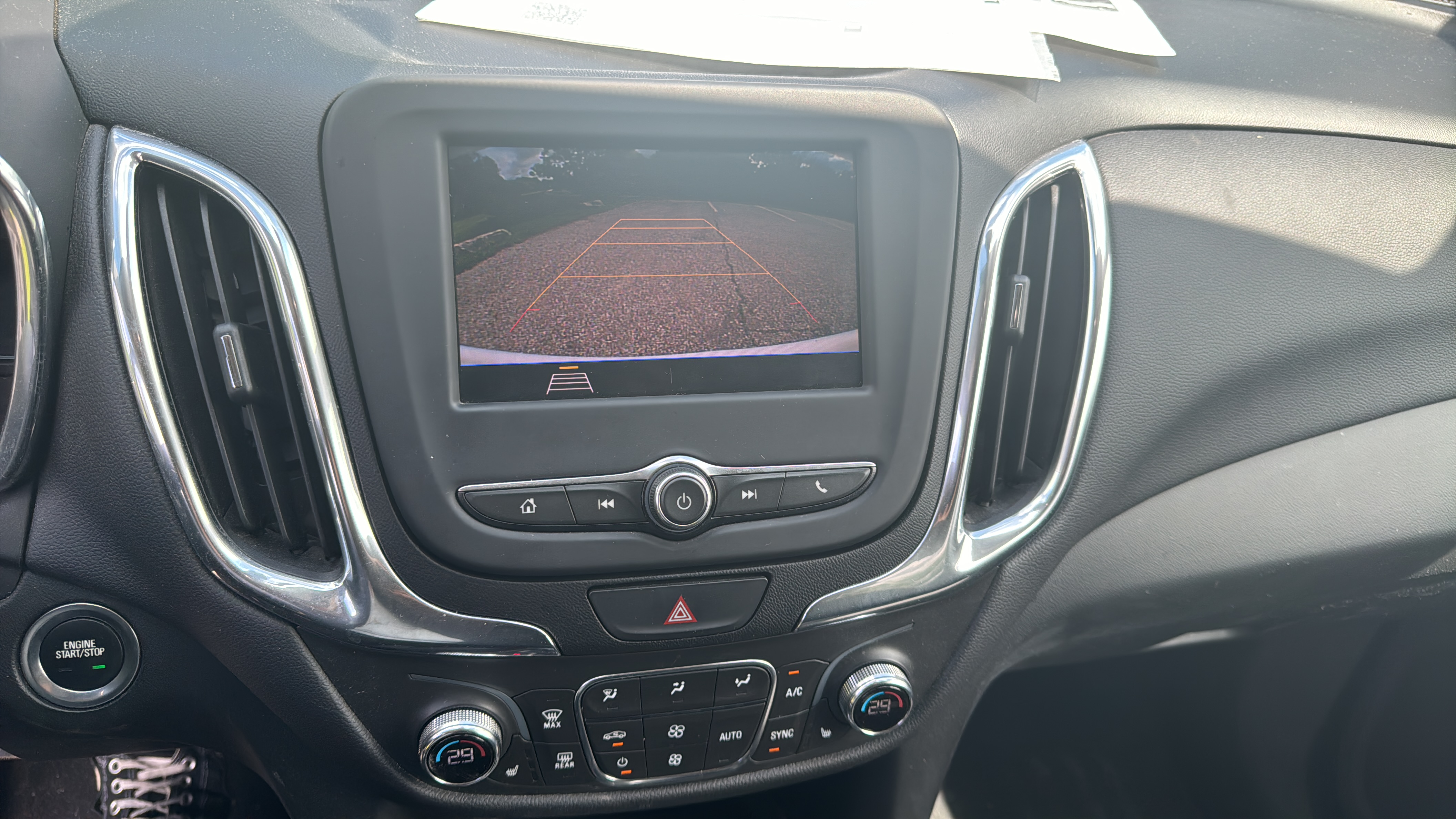 /canadacars/2020-CHEVROLET-EQUINOX-9921016619984029.jpg