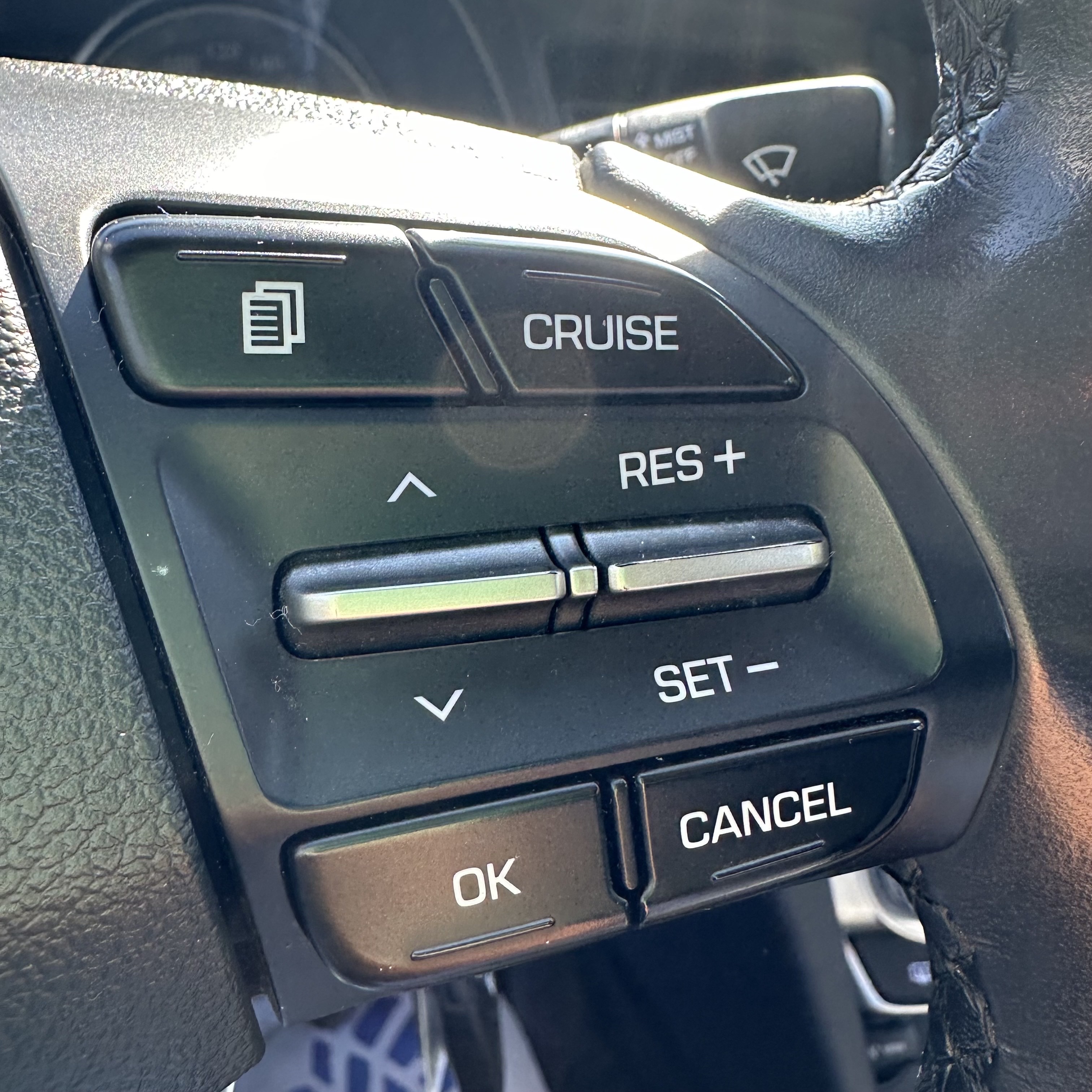 /canadacars/2020-Hyundai-Elantra-3418024542560836.jpg