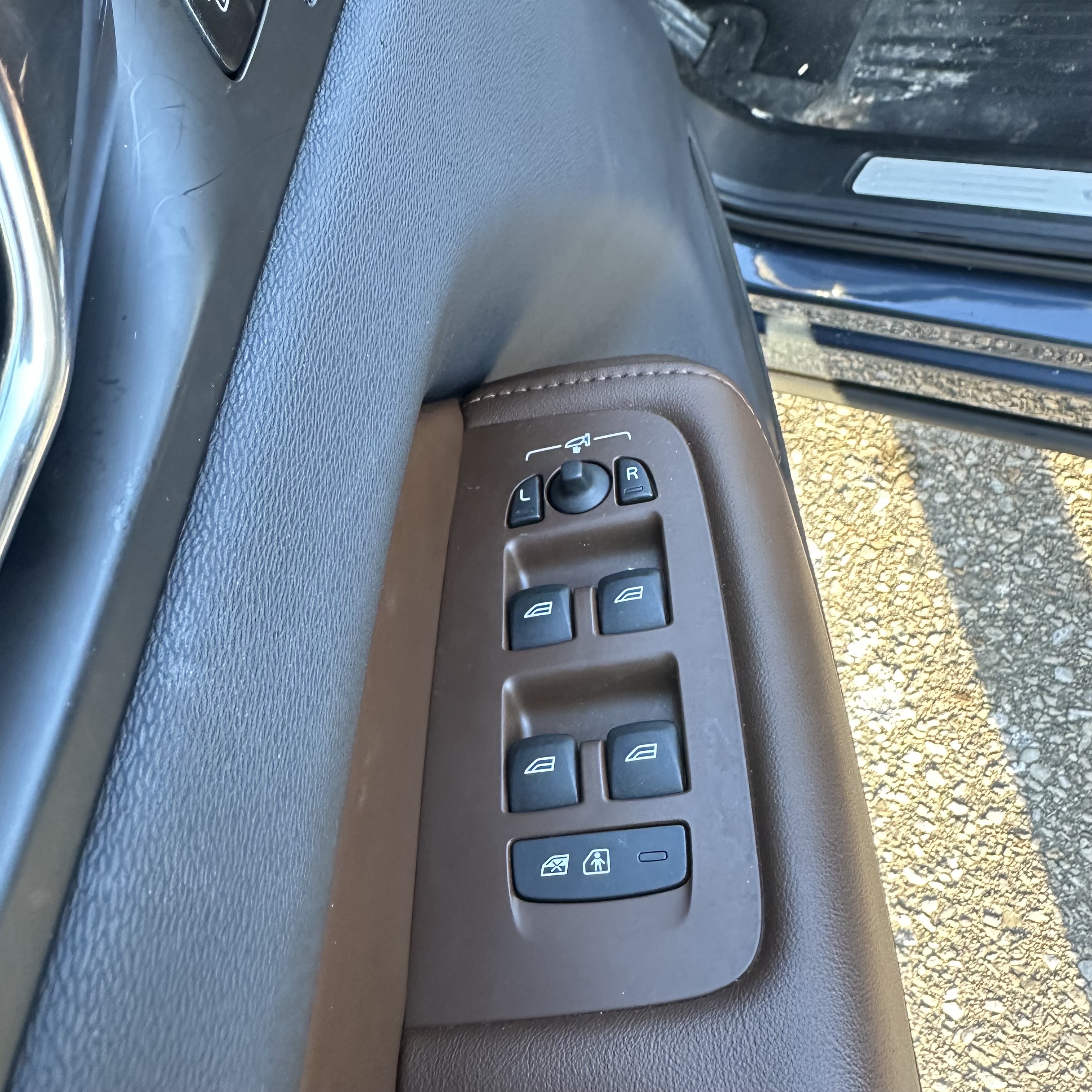 /canadacars/2020-VOLVO-XC60-06260460534236567.jpg