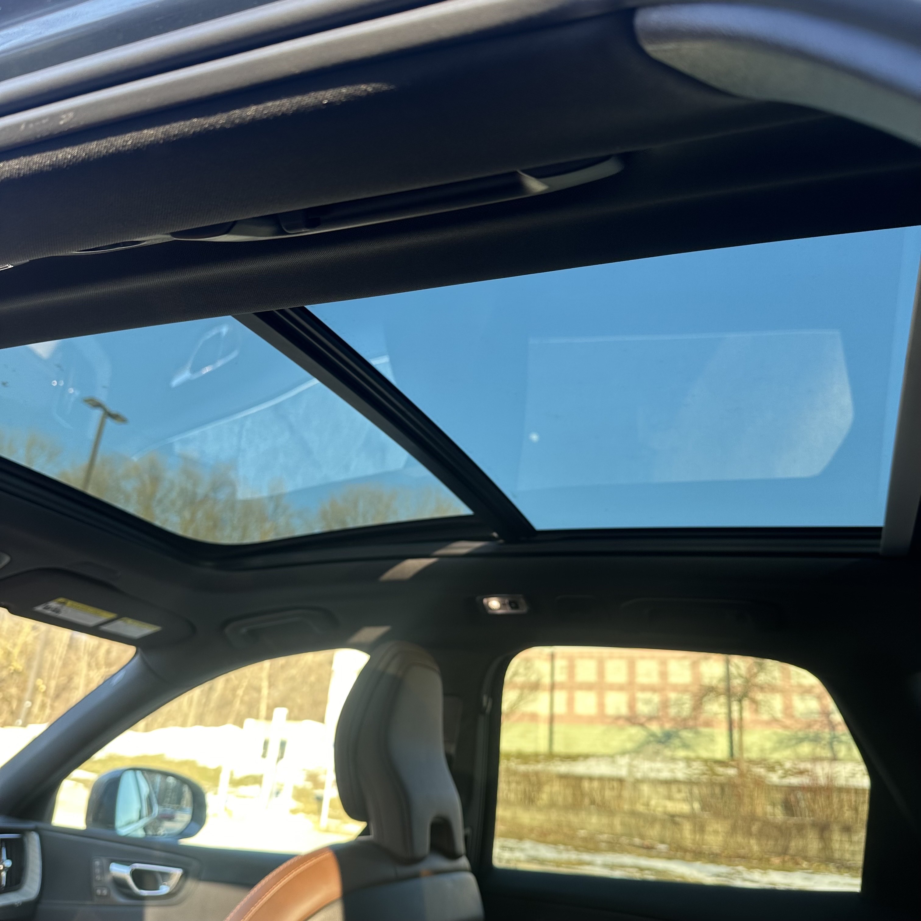/canadacars/2020-VOLVO-XC60-428977209907599.jpg