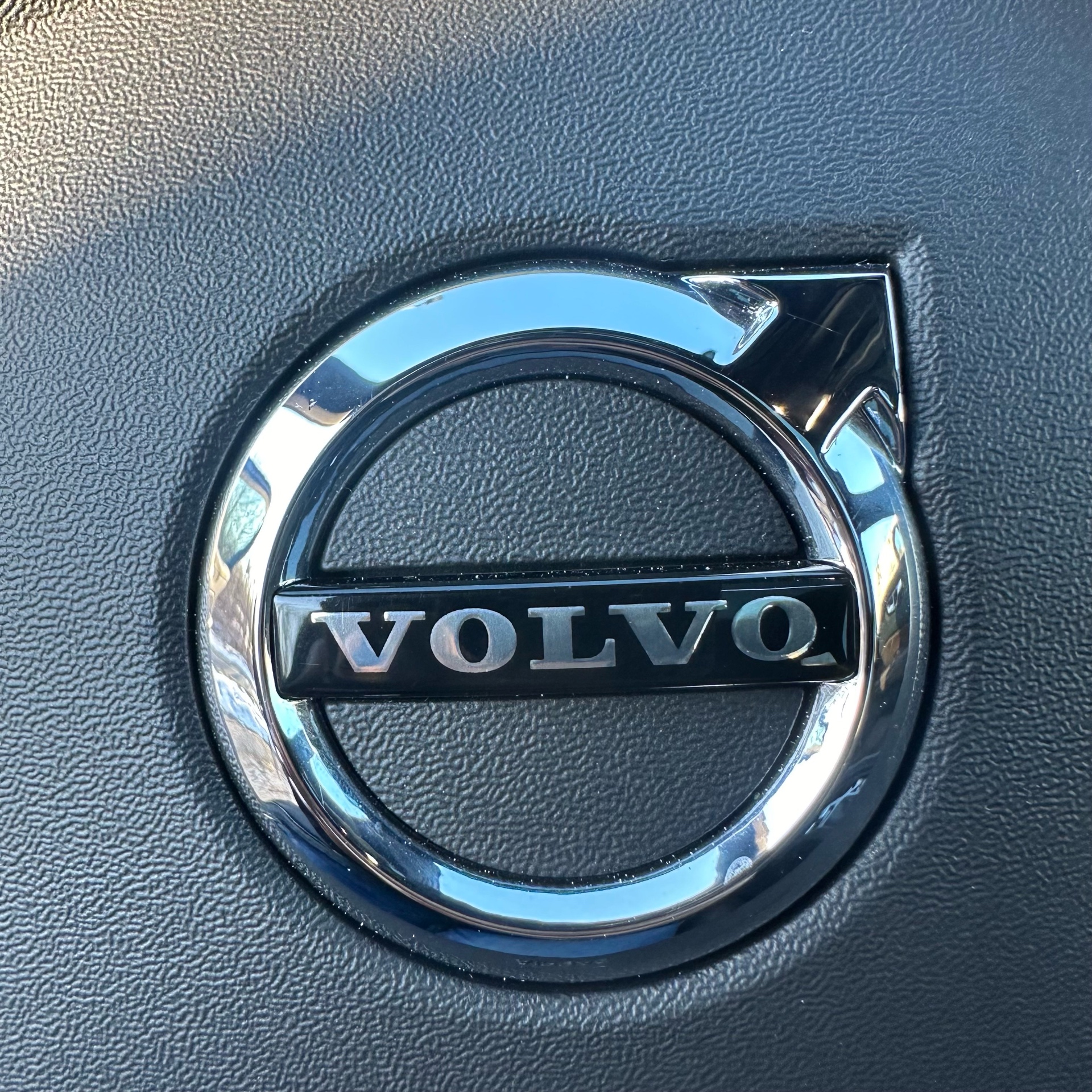 /canadacars/2020-VOLVO-XC60-7963971068204205.jpg
