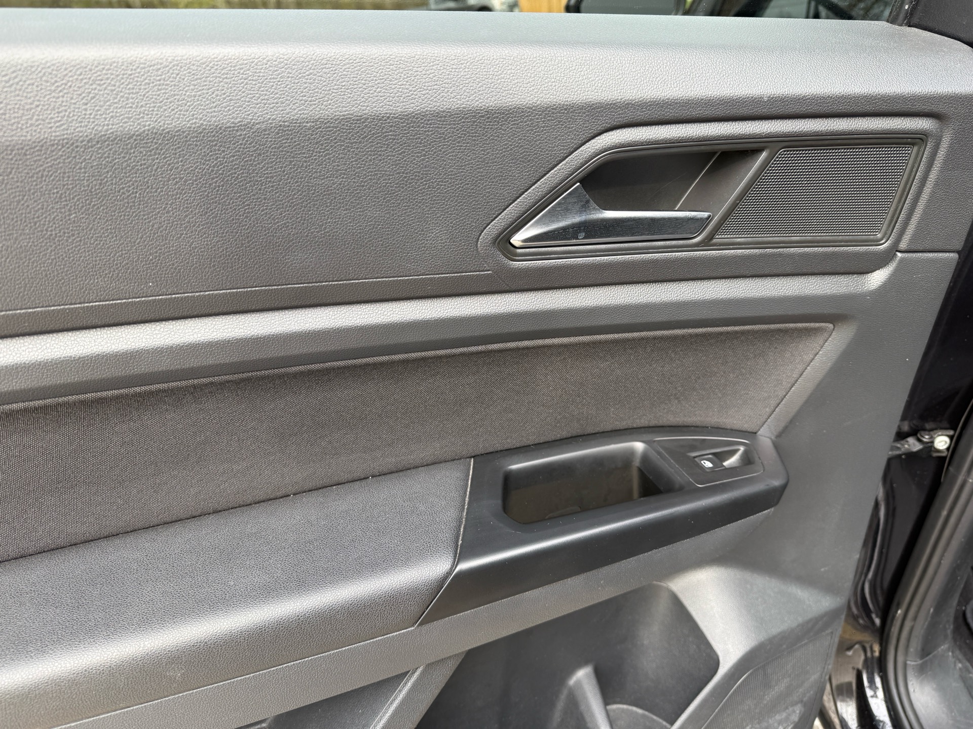 /canadacars/2020-Volkswagen-AtlasCross-2704027550142709.jpg
