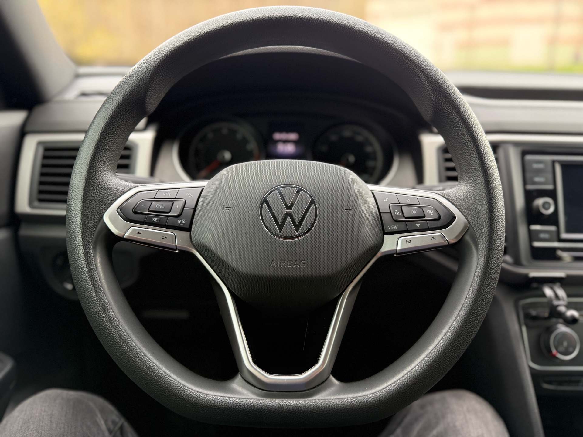 /canadacars/2020-Volkswagen-AtlasCross-5528307473981846.jpg