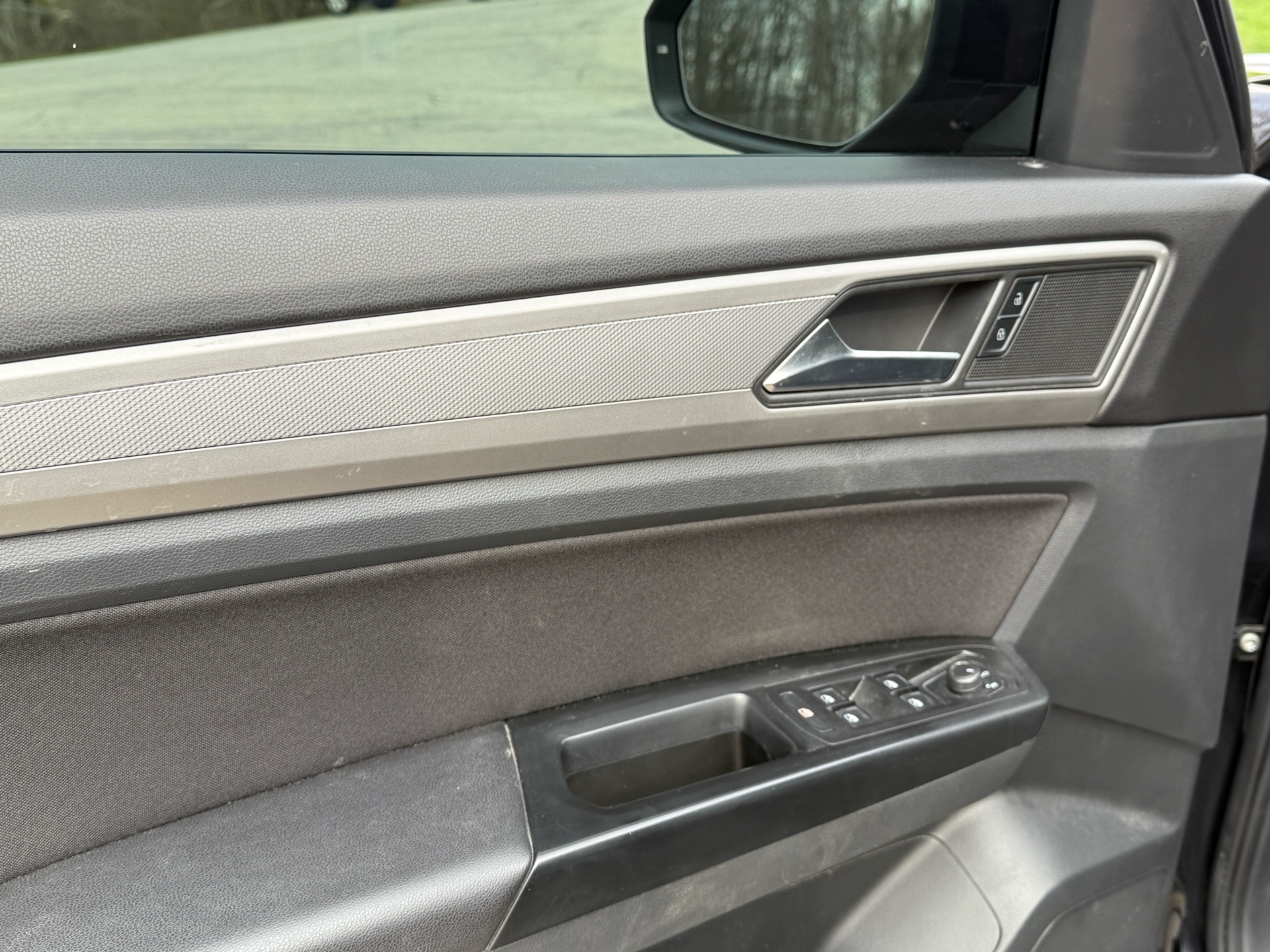 /canadacars/2020-Volkswagen-AtlasCross-6885067298026779.jpg