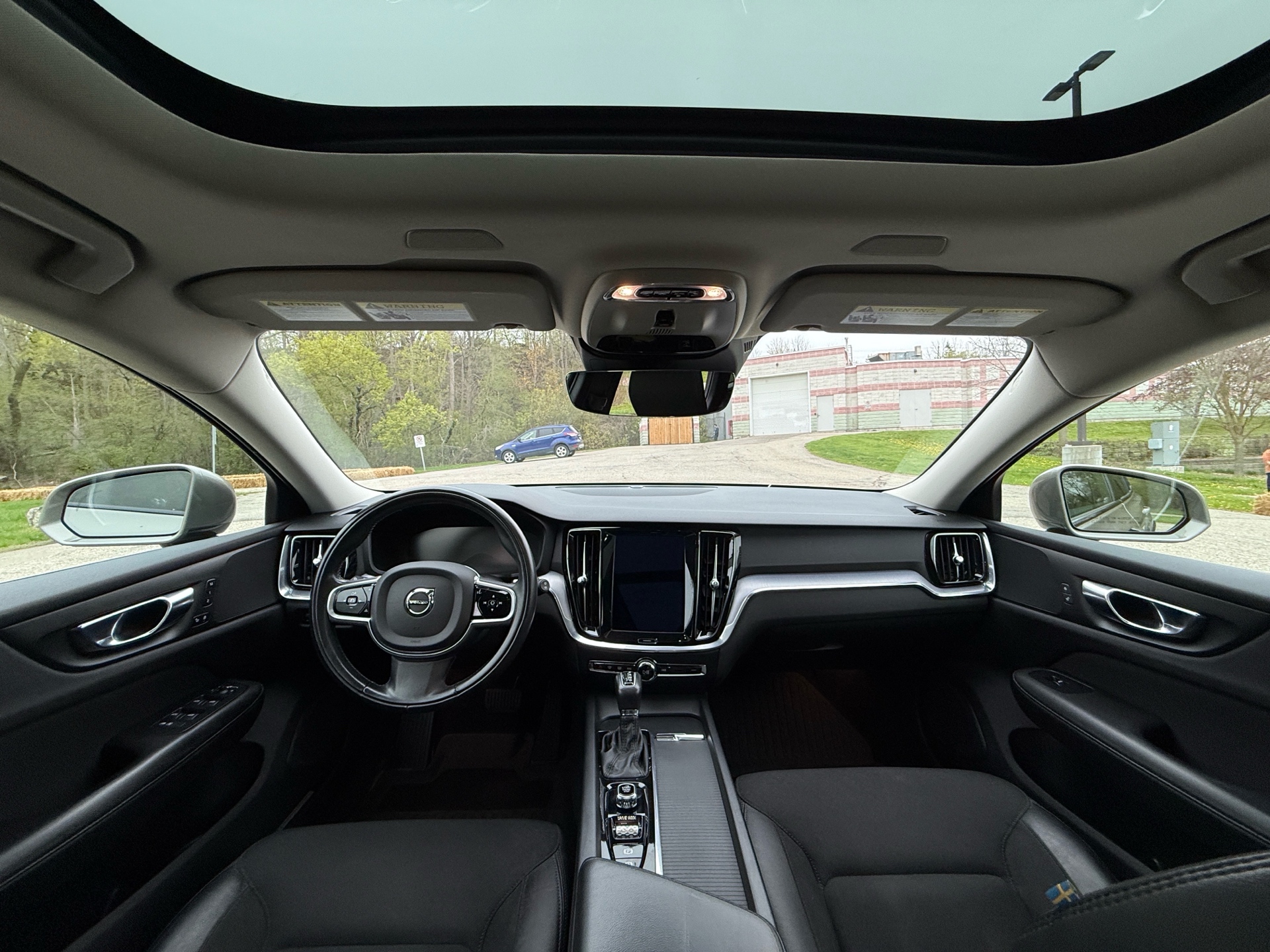 /canadacars/2021-Volvo-V60Cross-8763817794605326.jpg