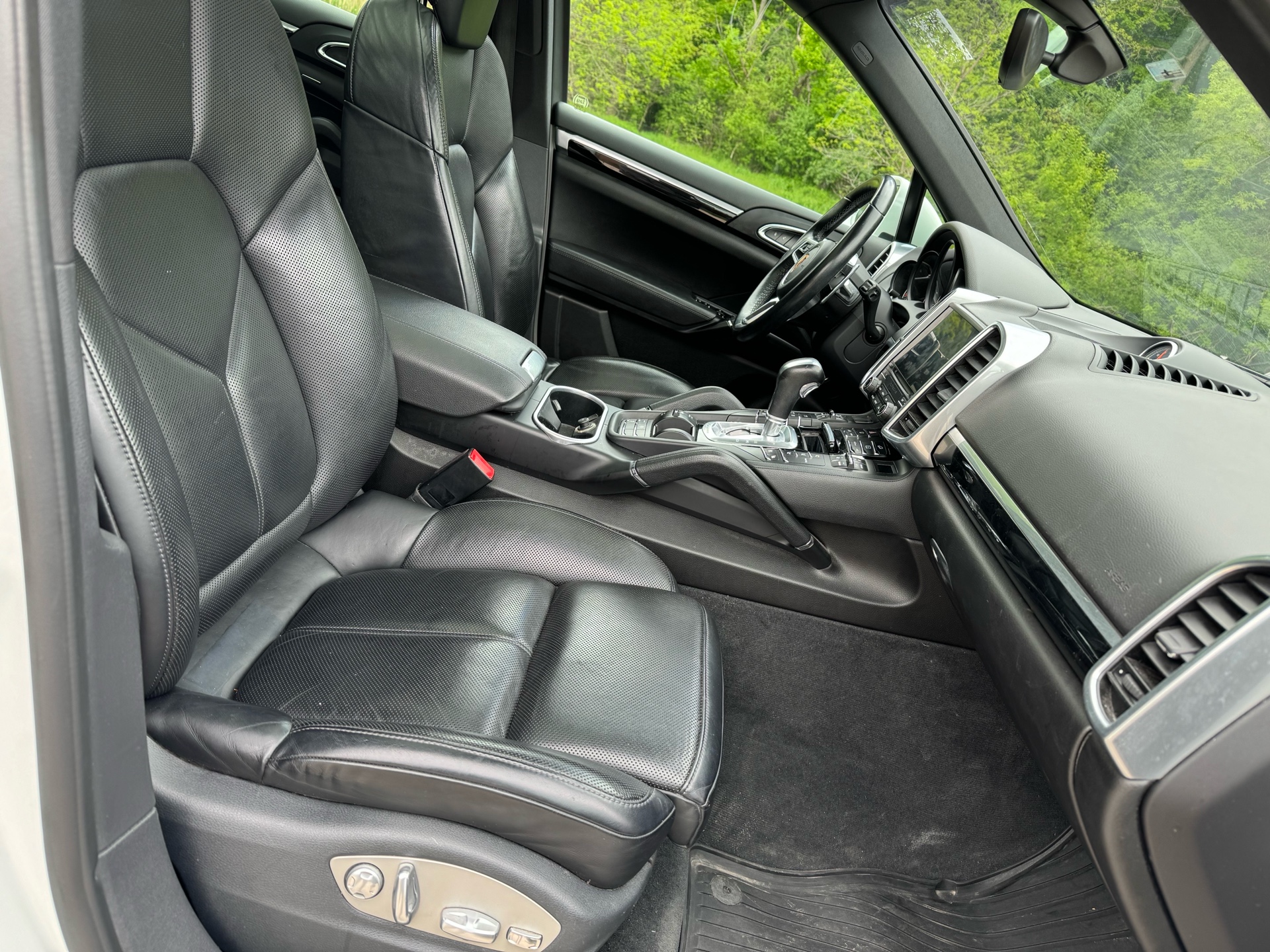 /canadacarscambridge/2017-Porsche-Cayenne-9180066339727566.jpg