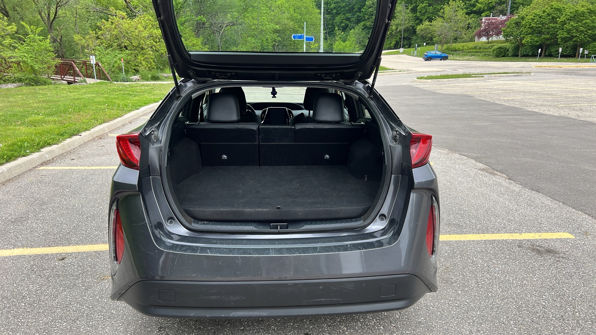 /canadacarscambridge/2018-Toyota-PriusPrime-5320338778605407.jpg