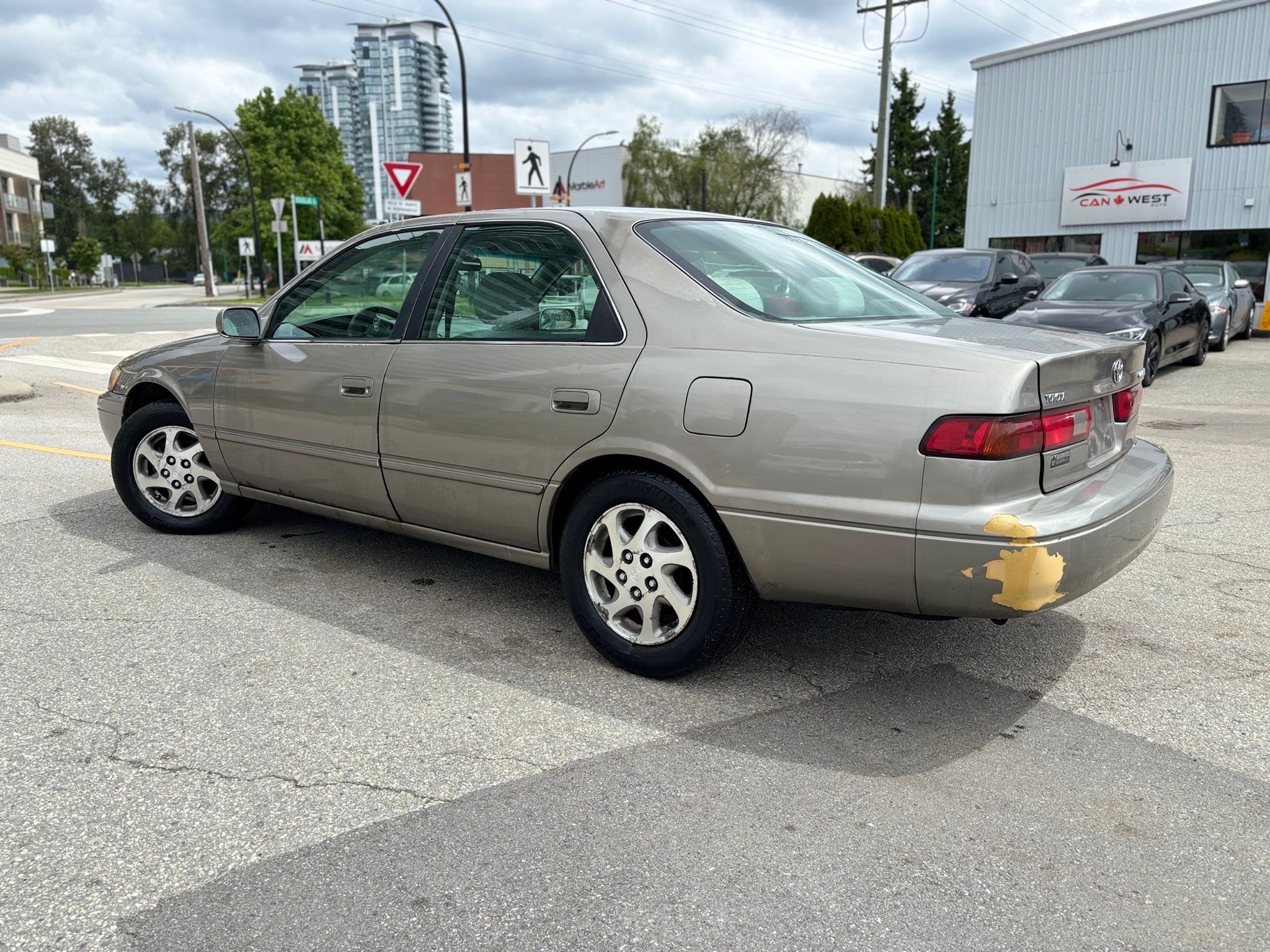 /canwestautoinc/1997-Toyota-Camry-5331229381275042.jpg