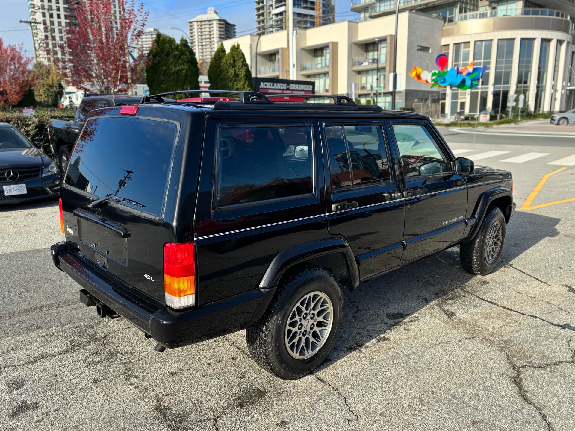 /canwestautoinc/1999-Jeep-Cherokee-4088651409673334.jpg