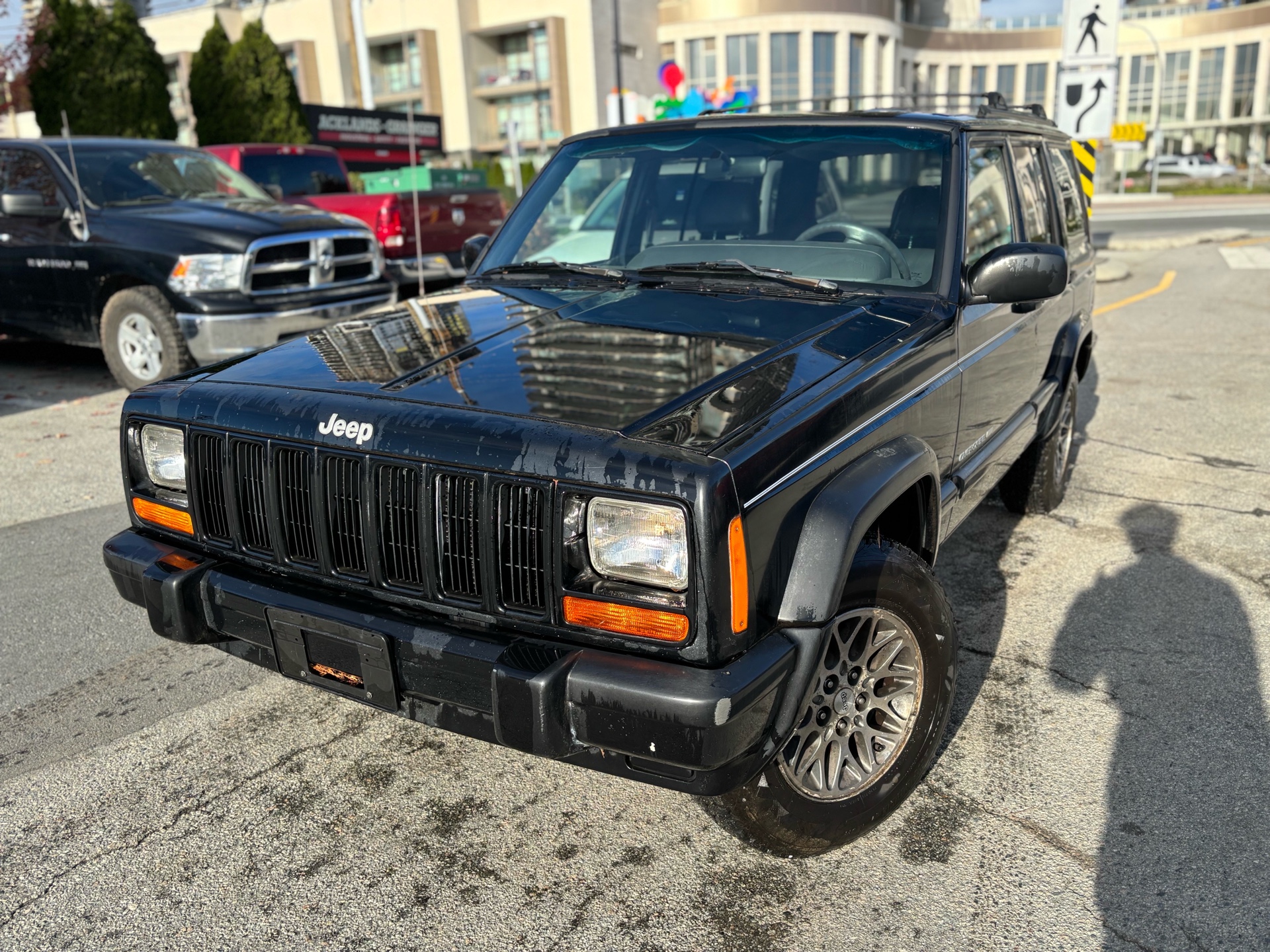 /canwestautoinc/1999-Jeep-Cherokee-6565392392998559.jpg