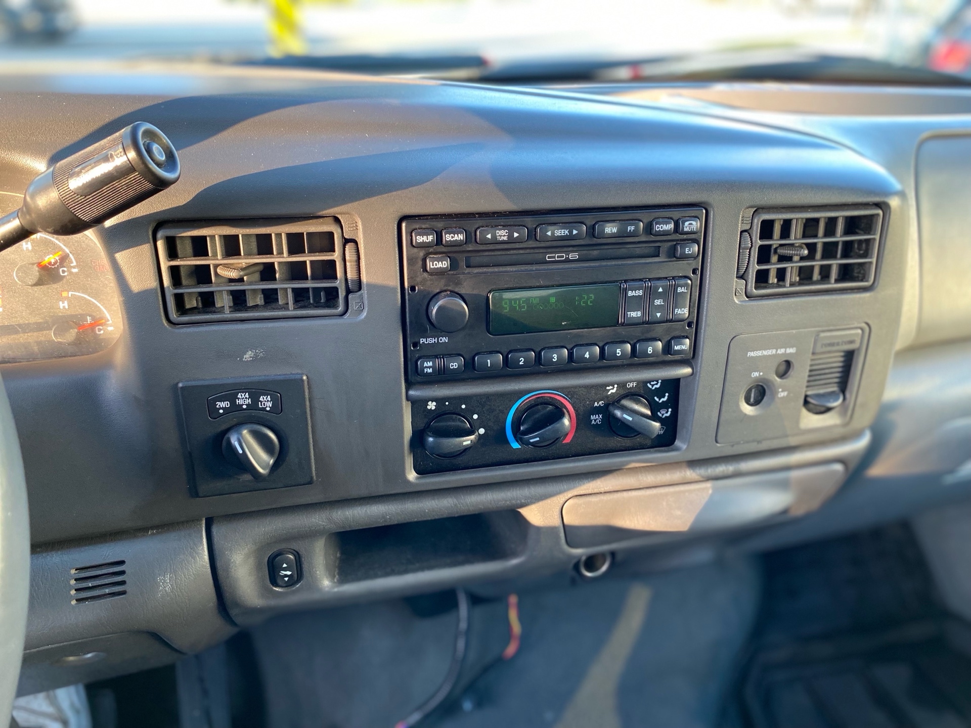 /canwestautoinc/2003-Ford-SuperDuty-12029646899727187.jpg