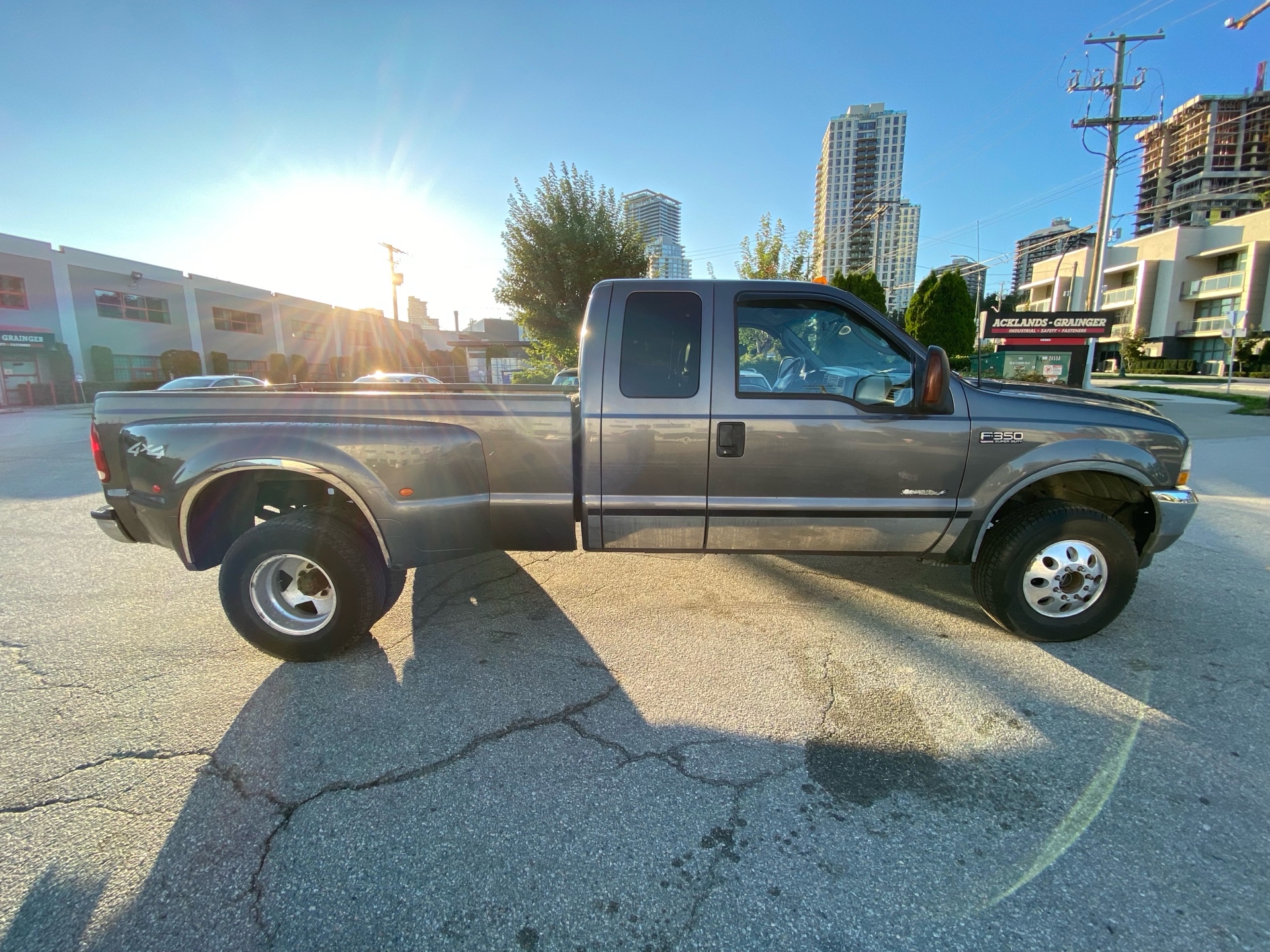/canwestautoinc/2003-Ford-SuperDuty-24288339255804026.jpg