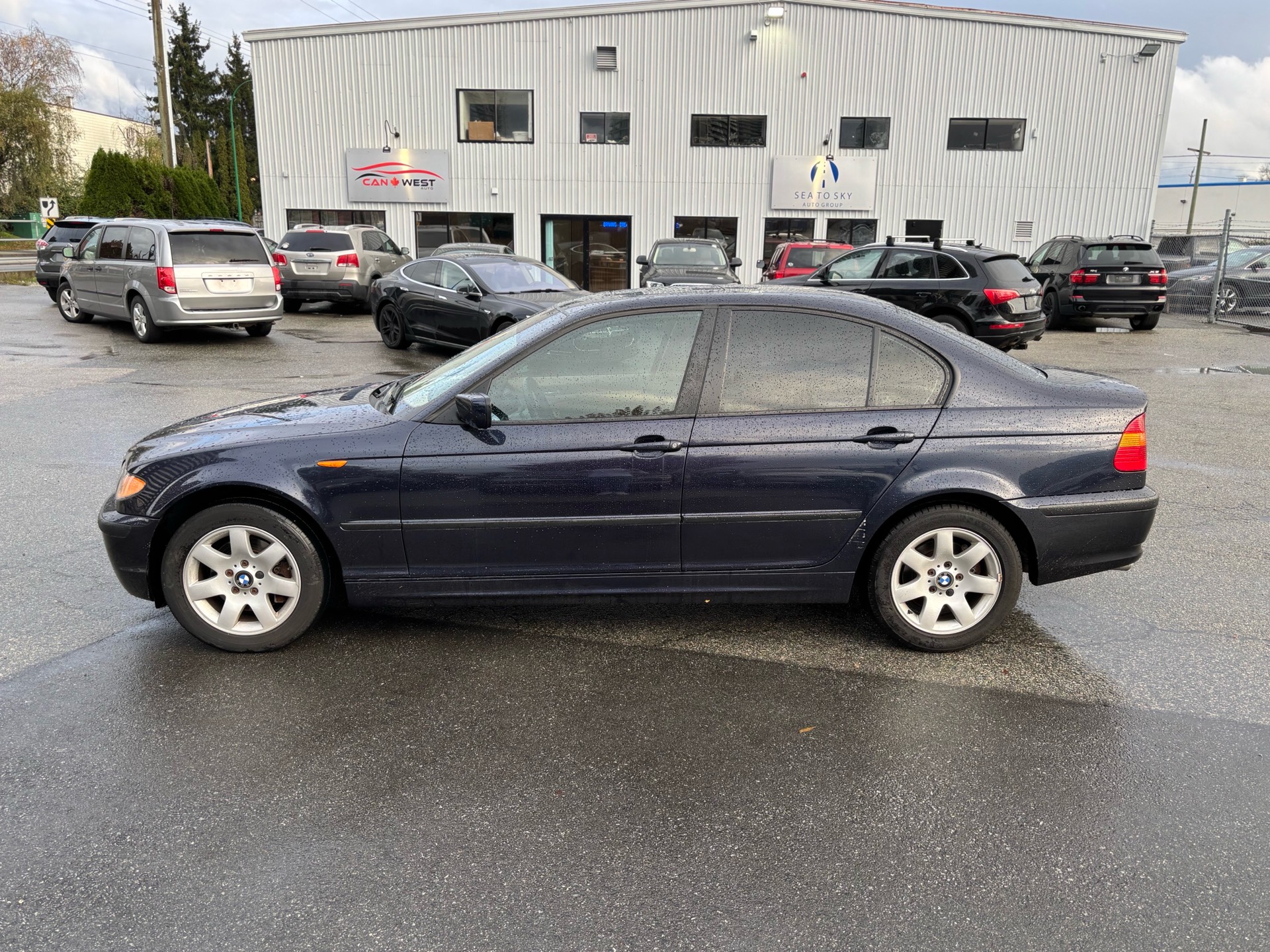 /canwestautoinc/2005-BMW-3Series-007983576834087236.jpg