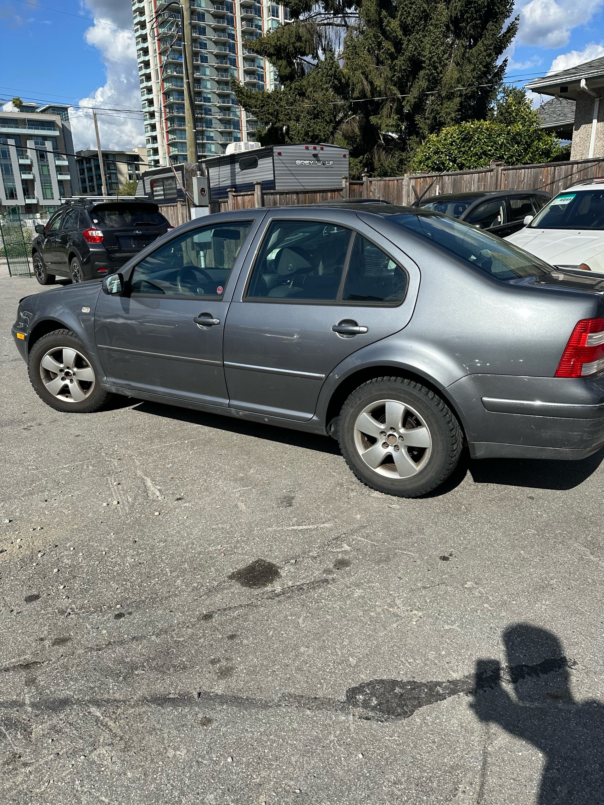 /canwestautoinc/2005-Volkswagen-Jetta-17066202897860028.jpg