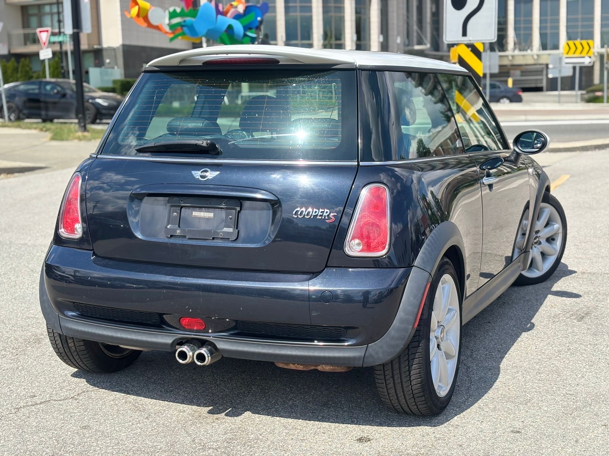 /canwestautoinc/2006-MINI-CooperHardtop-2852457189444282.jpg