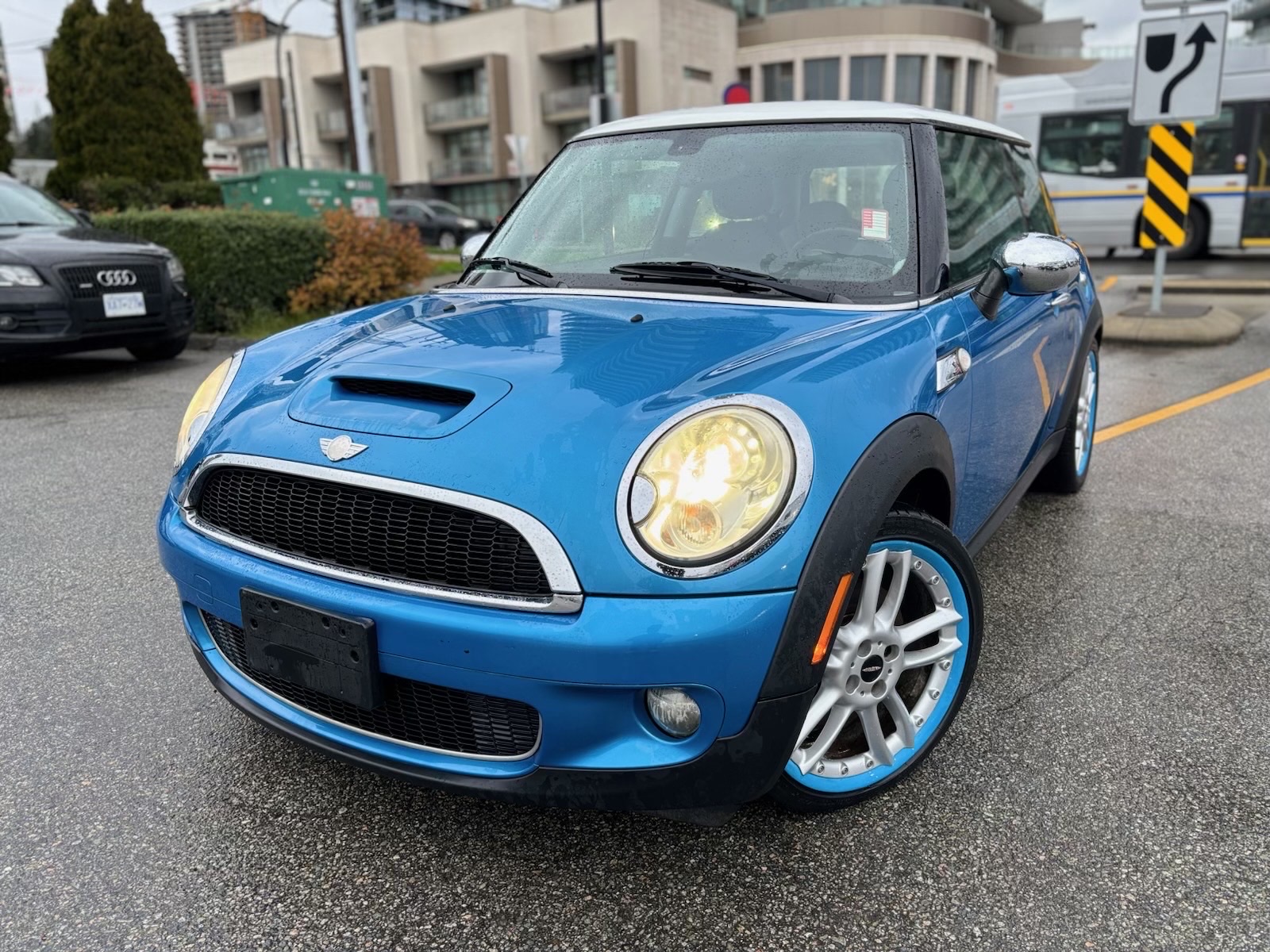 /canwestautoinc/2007-MINI-Cooper-8279209111944339.jpg