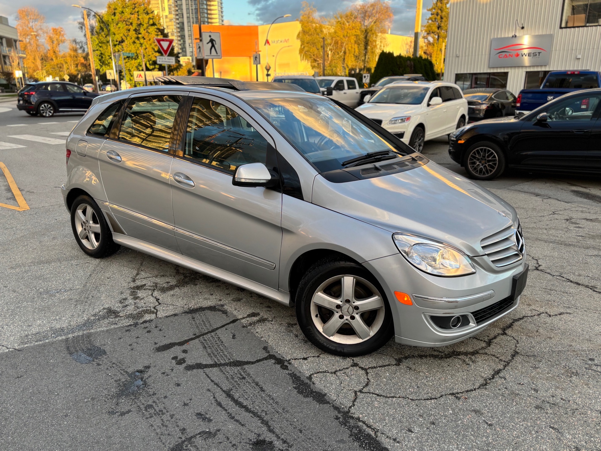 /canwestautoinc/2007-Mercedes-Benz-B-Class-8760372955443587.jpg