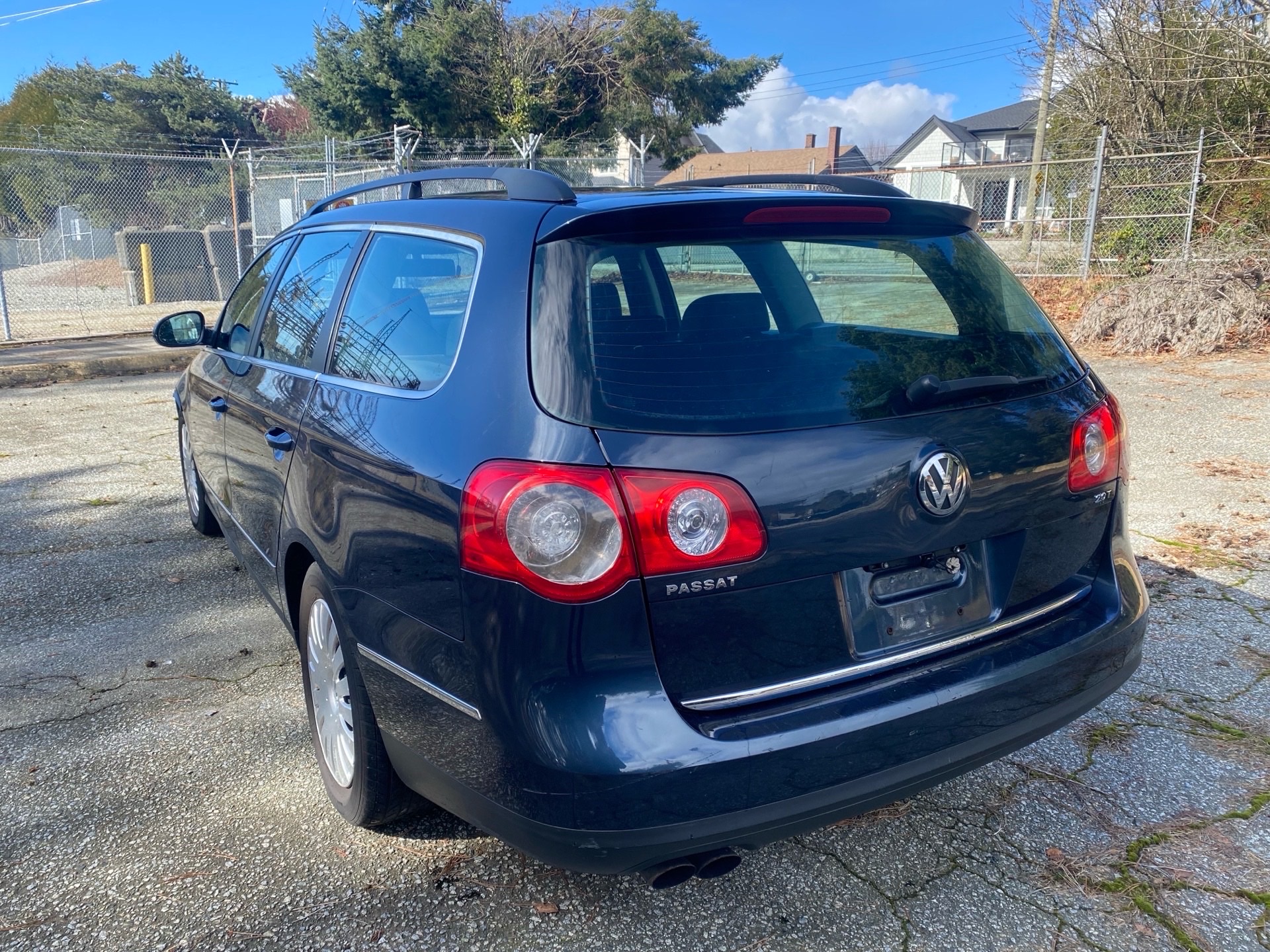 /canwestautoinc/2007-Volkswagen-PassatWagon-6353863298776621.jpg