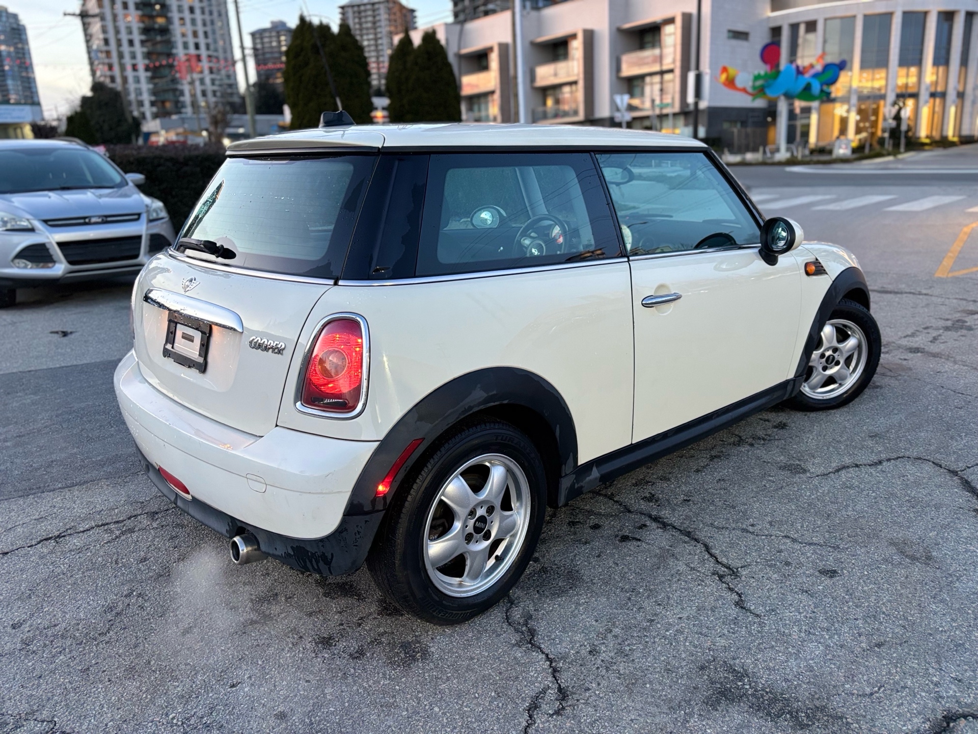 /canwestautoinc/2008-MINI-CooperHardtop-47080831529881695.jpg
