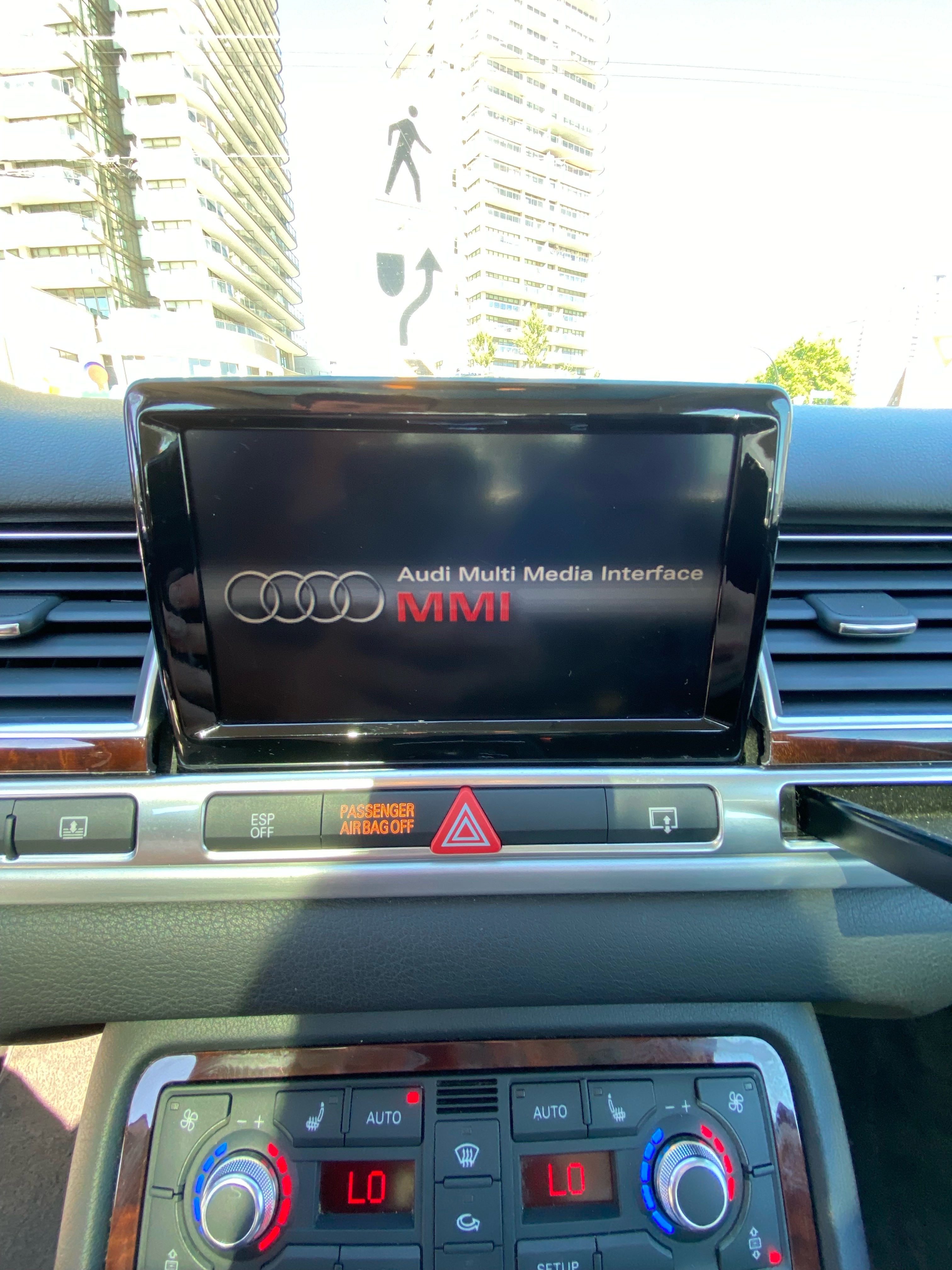 /canwestautoinc/2009-Audi-A8-2394291880354784.jpg