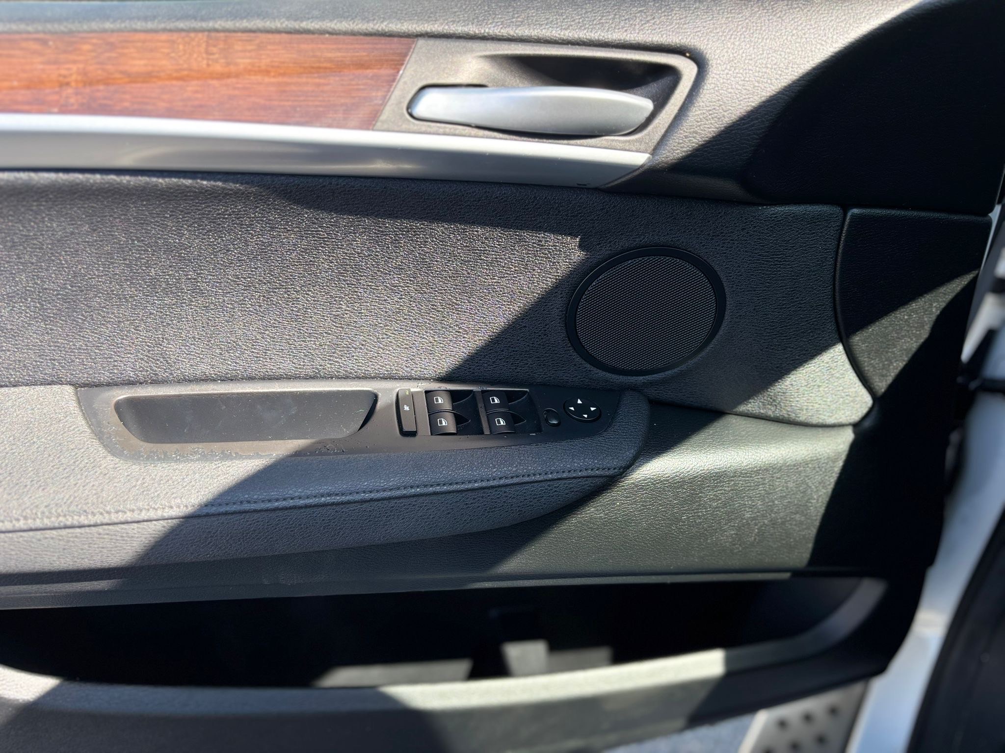 /canwestautoinc/2009-BMW-X5-11262585783164702.jpg