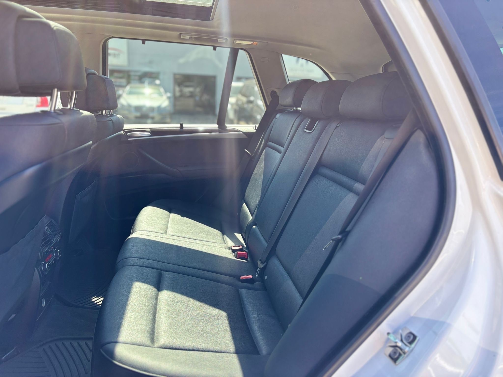 /canwestautoinc/2009-BMW-X5-8096584947023098.jpg