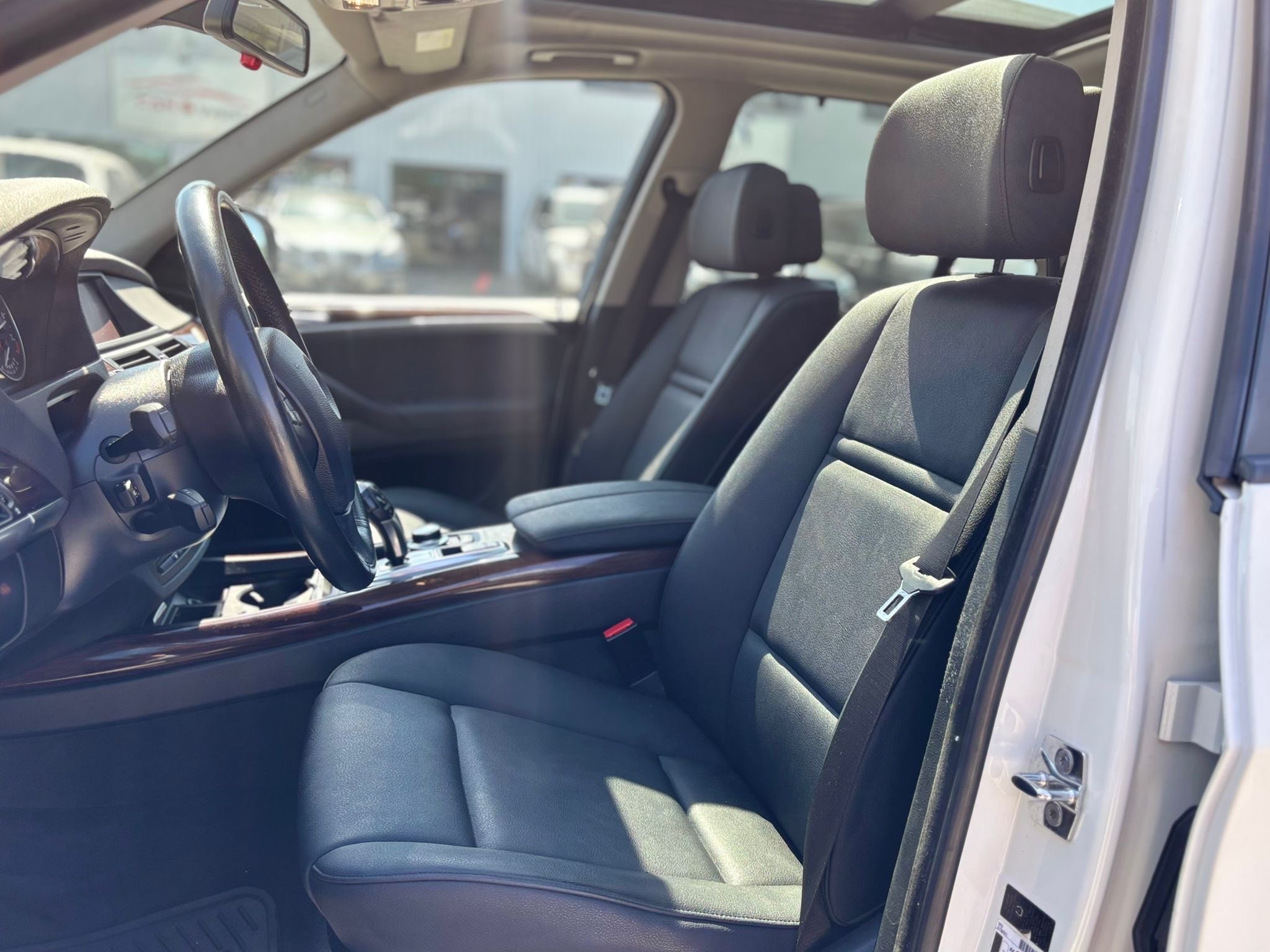 /canwestautoinc/2009-BMW-X5-9657894602358073.jpg