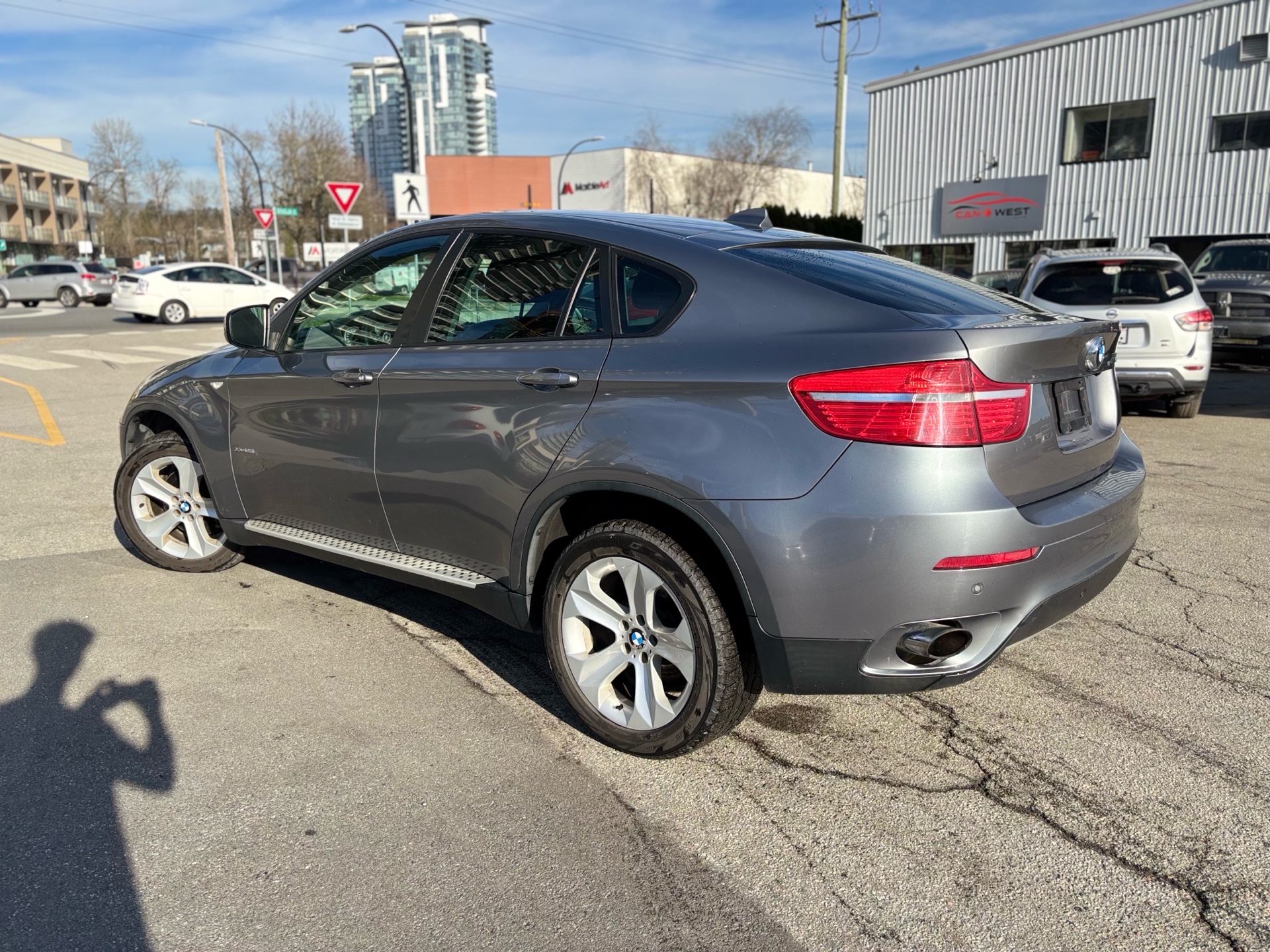 /canwestautoinc/2009-BMW-X6-3420260447560648.jpg