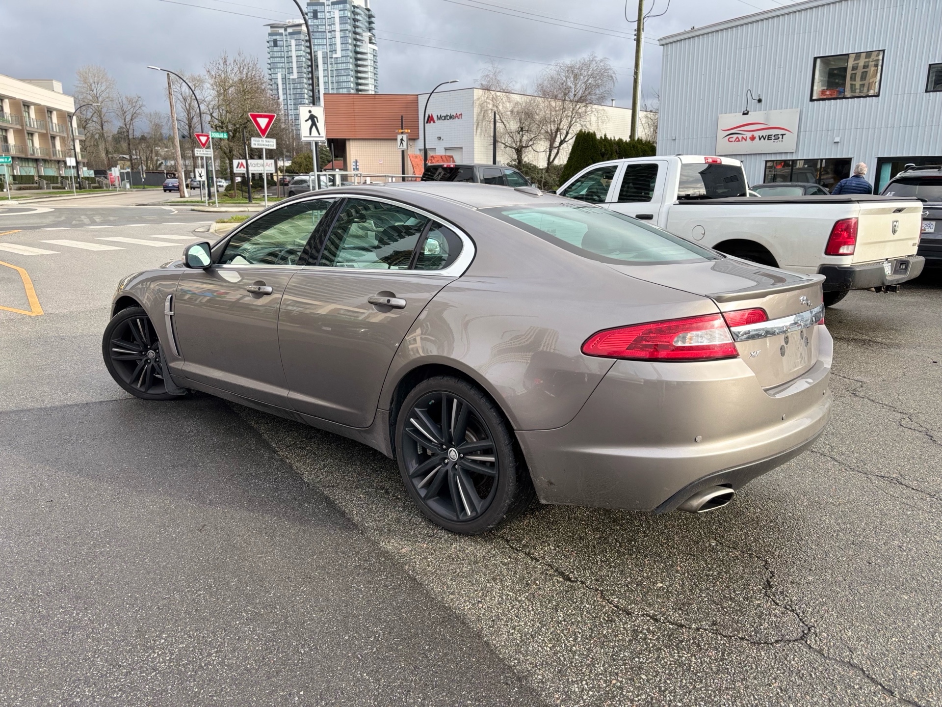 /canwestautoinc/2009-Jaguar-XF-36702616545835176.jpg