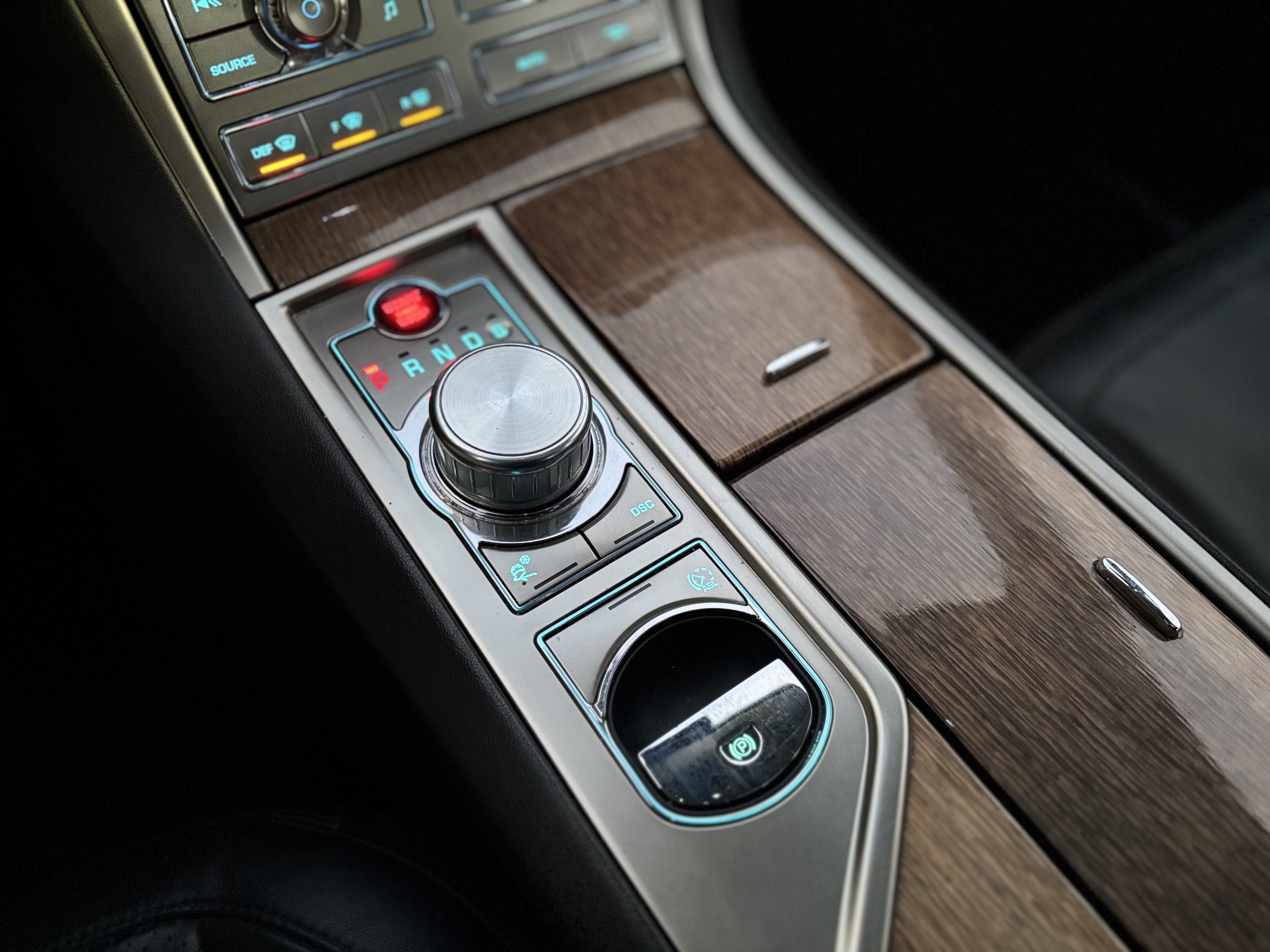 /canwestautoinc/2009-Jaguar-XF-5077415918525465.jpg